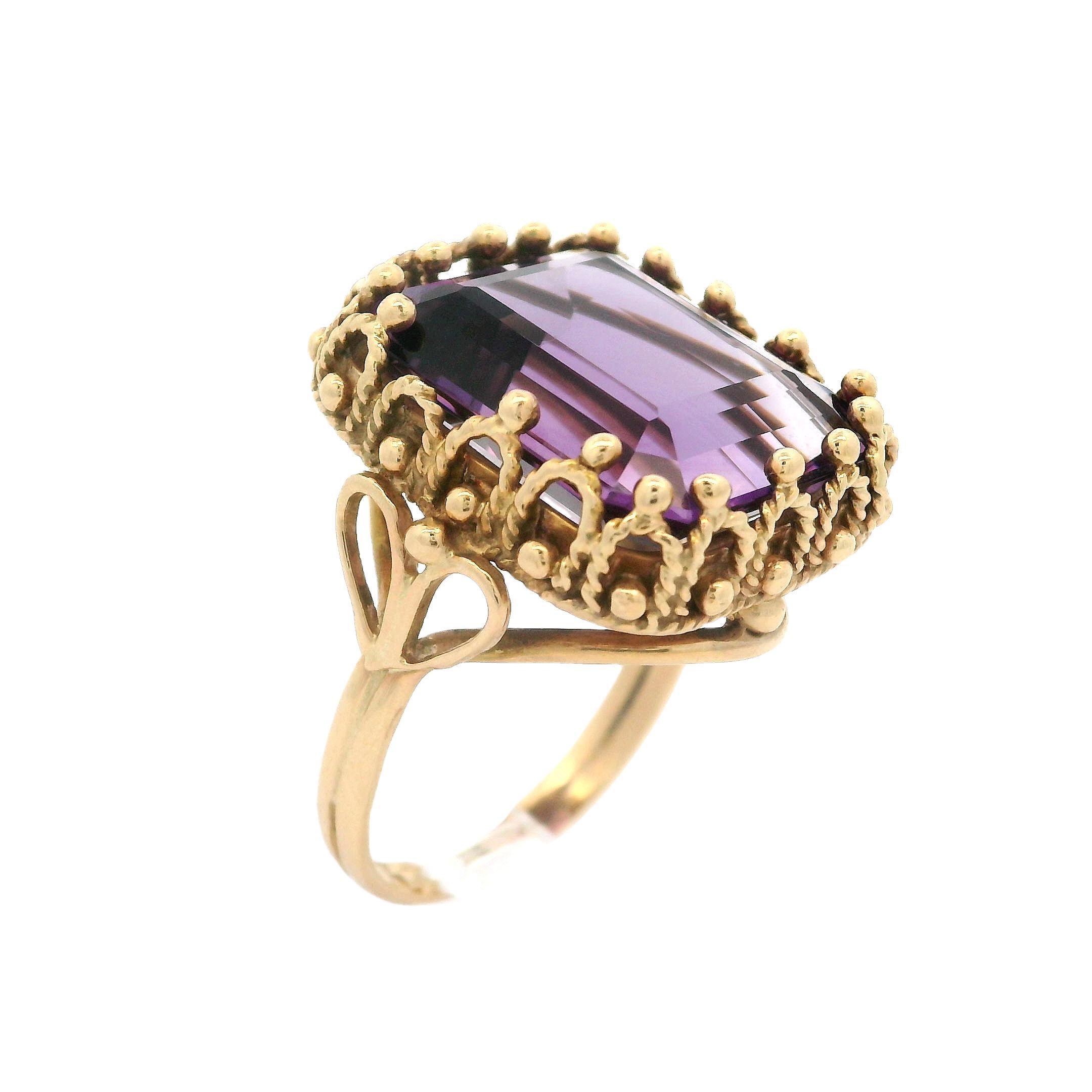 Vintage Handmade 14k Yellow Gold Deep Purple Amethyst Twisted Wire Cocktail Ring For Sale 1