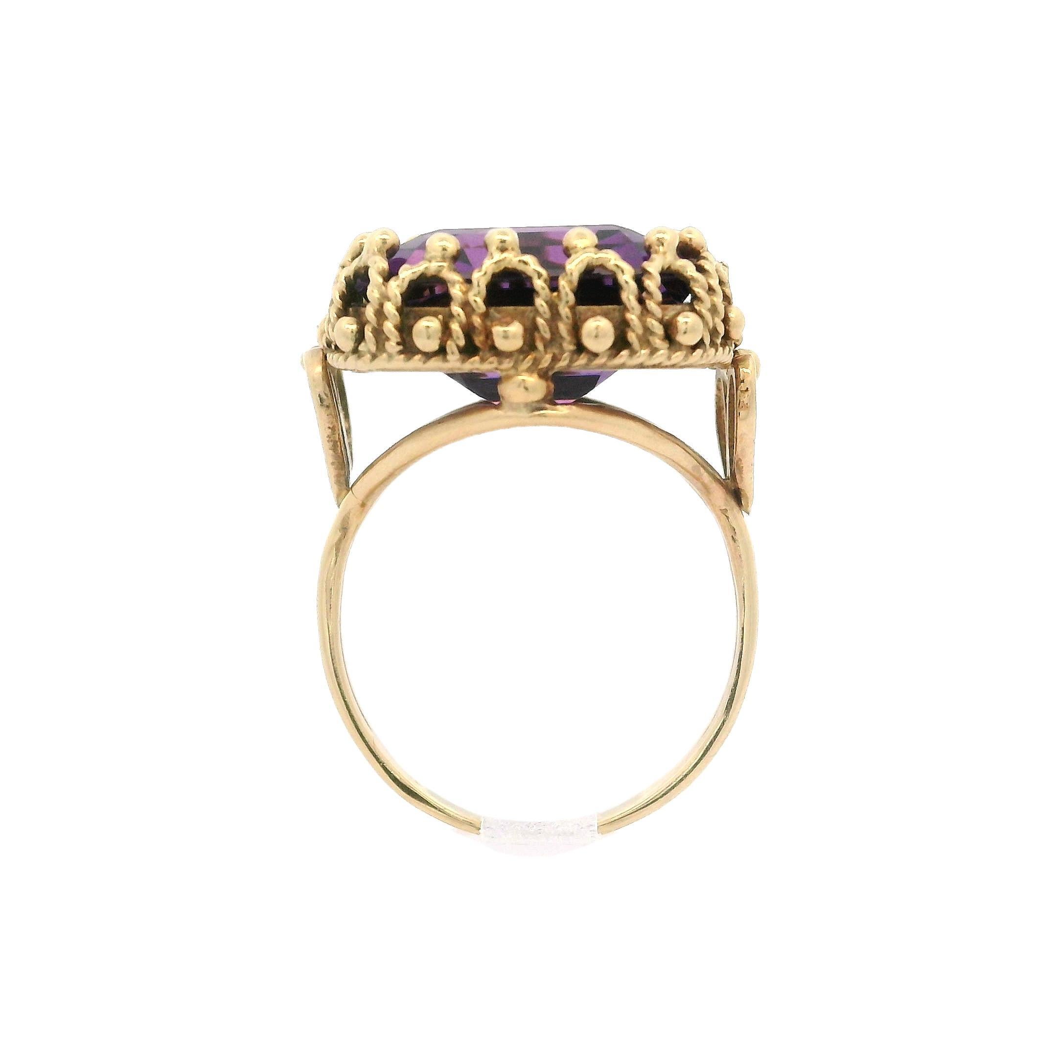 Vintage Handmade 14k Yellow Gold Deep Purple Amethyst Twisted Wire Cocktail Ring For Sale 2
