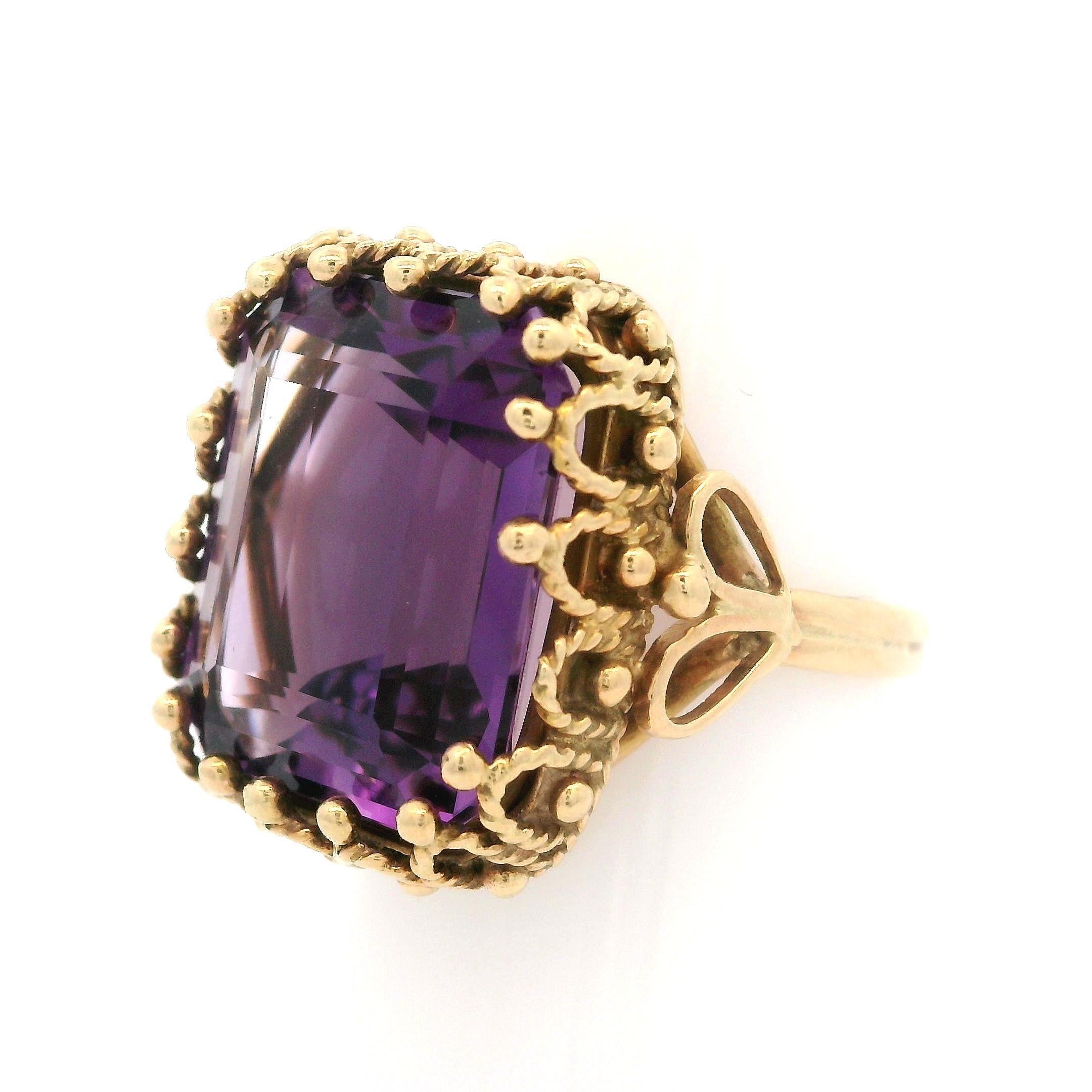 Vintage Handmade 14k Yellow Gold Deep Purple Amethyst Twisted Wire Cocktail Ring For Sale 4