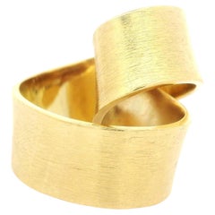 Vintage Handmade 18k Yellow Gold Brushed Open Freeform Abstract Ribbon Ring