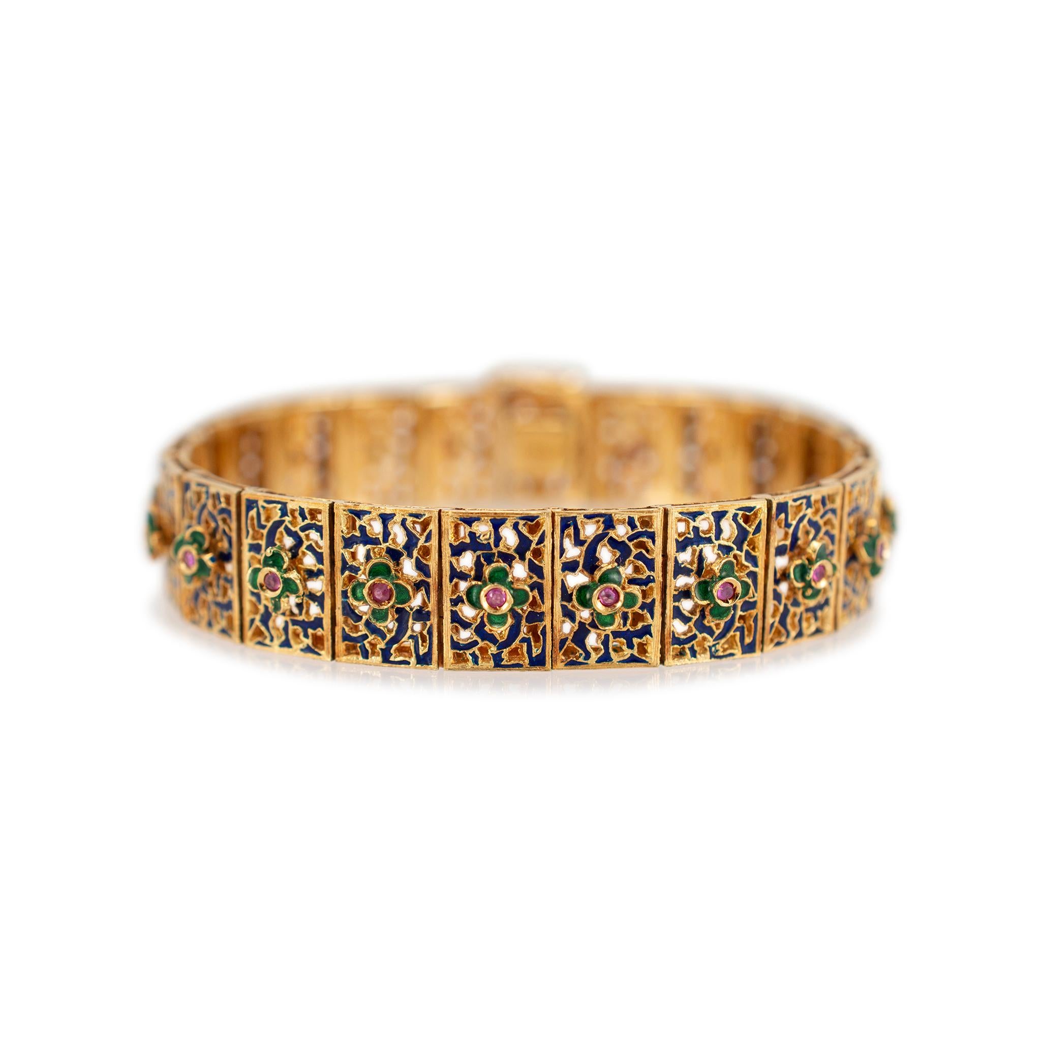 Bracelet à maillons vintage fait main en or jaune 18 carats, rubis, fleur, émail bleu et vert Excellent état - En vente à Houston, TX