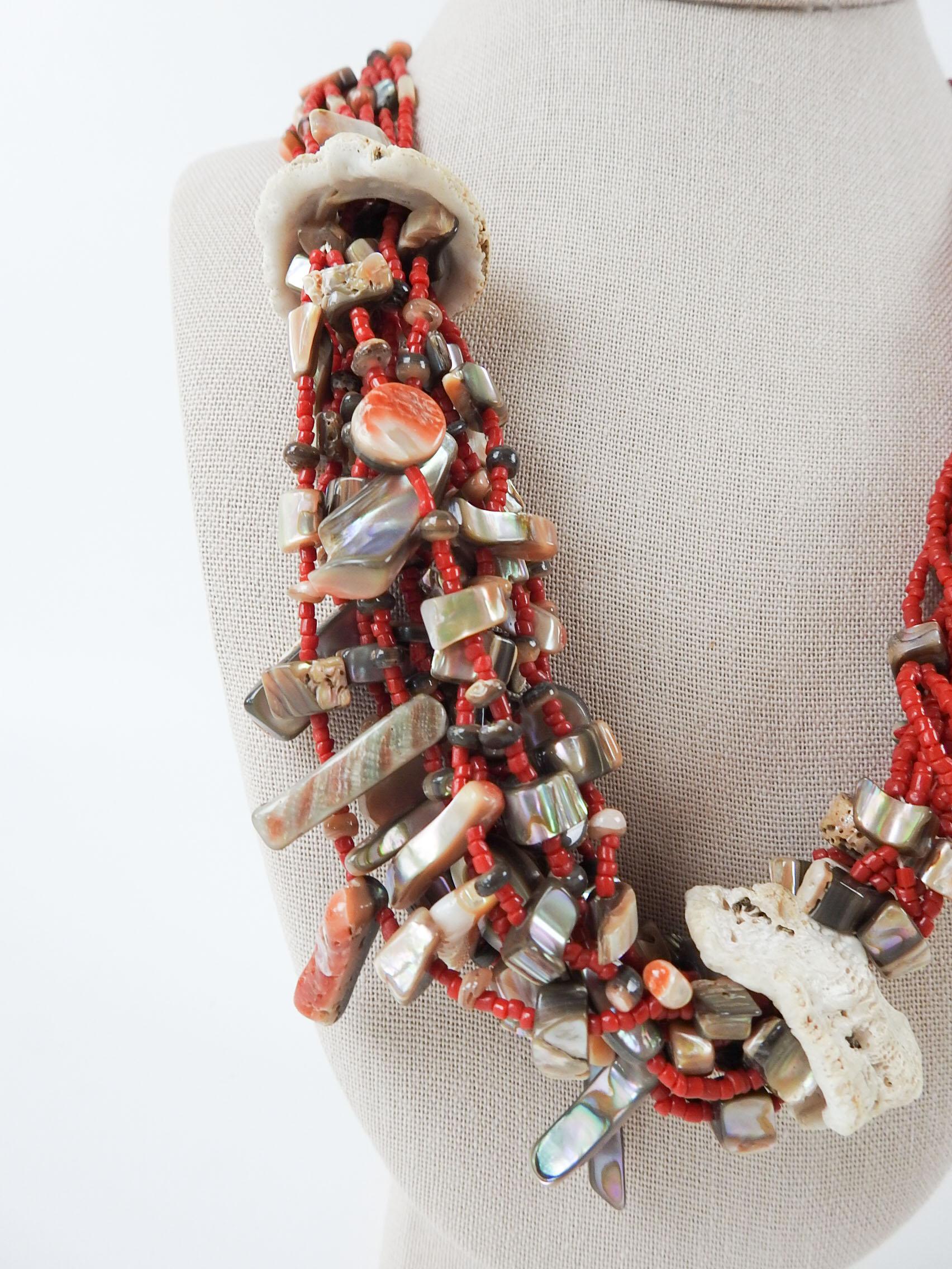 Circa 1990's bold artistic dimensional abalone, coral and barnacle beaded necklace by Linda Thompson. 28