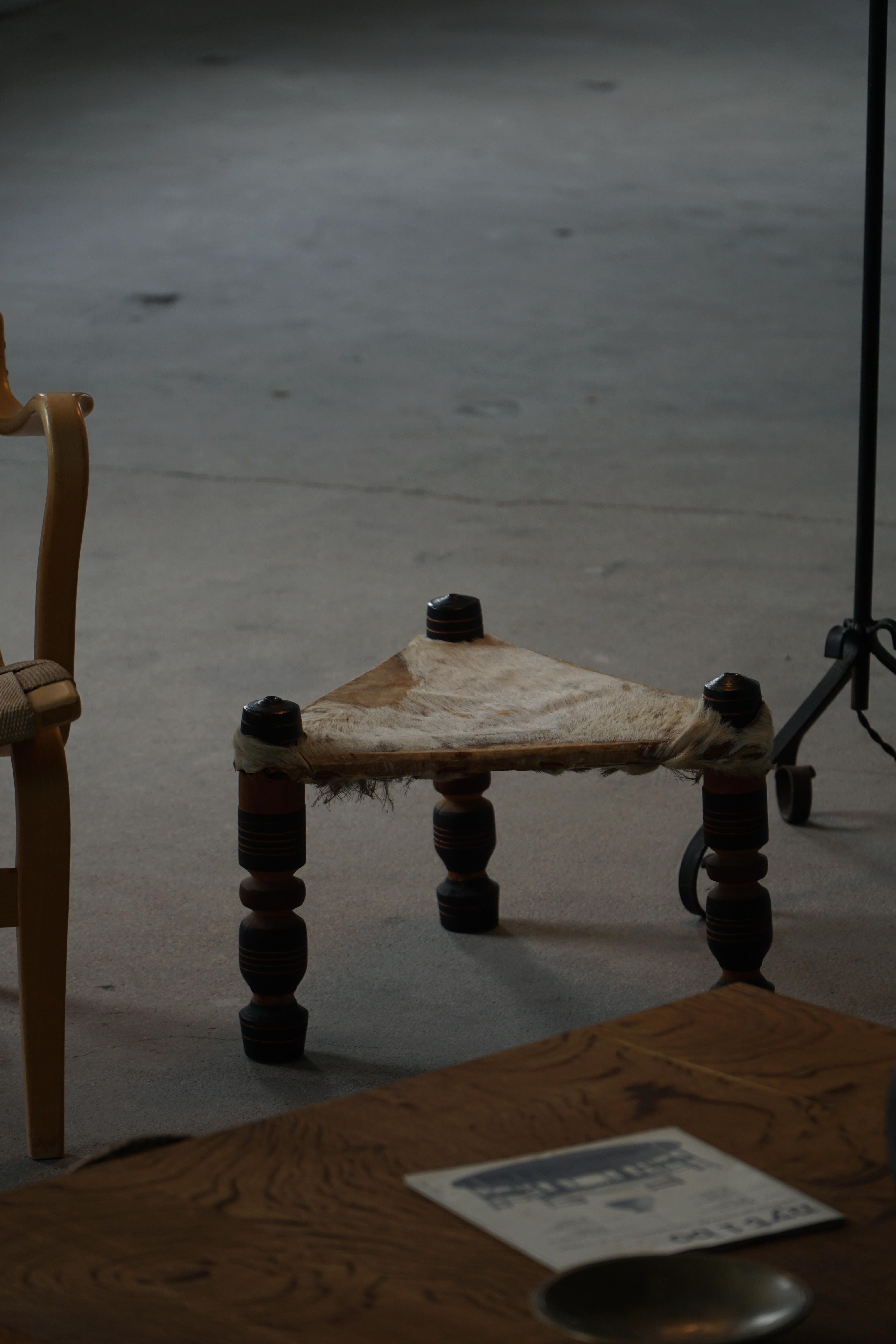 Tribal Vintage Handmade African Stool, 3-Legged Triangular Form, Cowhide, 20th Century For Sale
