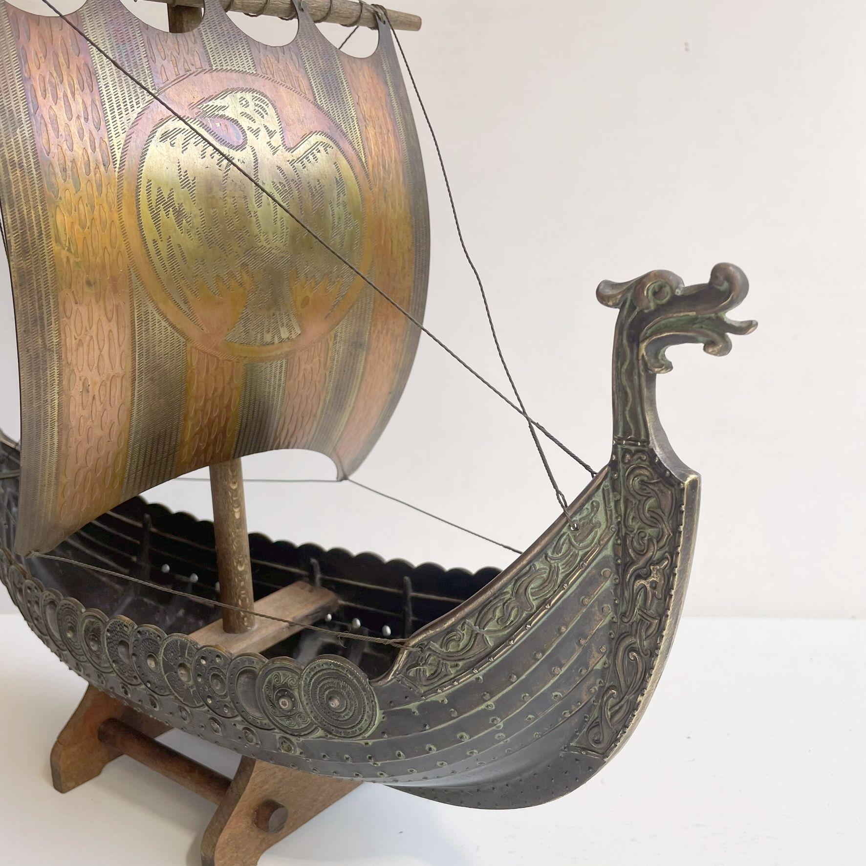 Patinated Vintage Handmade Bronze Viking Ship by Edward Aagaard for Copenhagen Iron Art For Sale