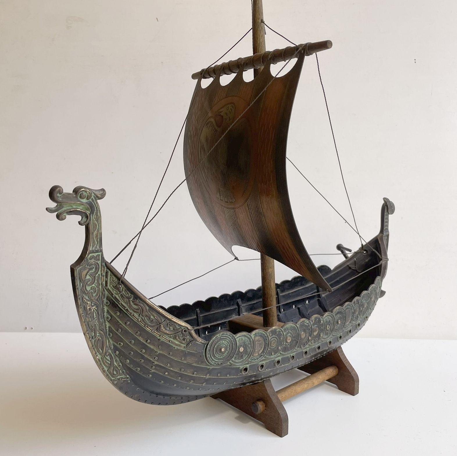 Vintage Handmade Bronze Viking Ship by Edward Aagaard for Copenhagen Iron Art For Sale 2