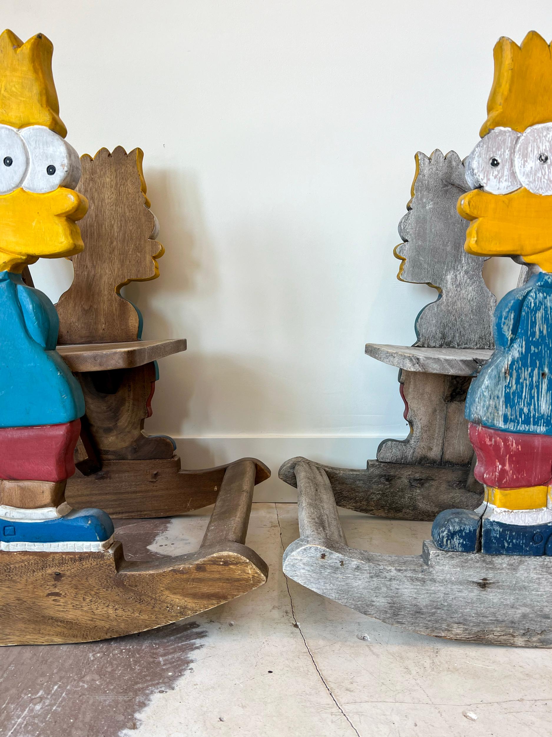 Postmoderno Coppia di sedie a dondolo Bart Simpson d'epoca fatte a mano e a misura di bambino in vendita