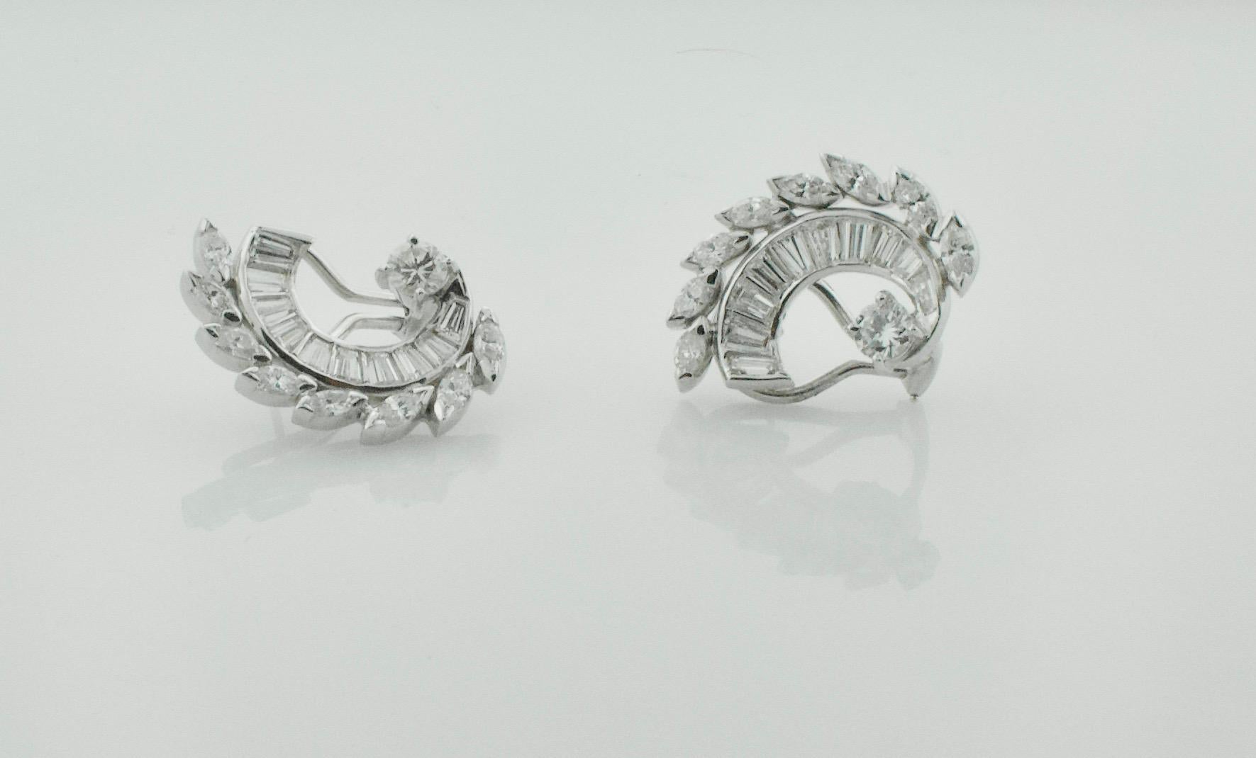 Vintage Handmade Diamond and Platinum Earrings – Circa 1940s For Sale 1