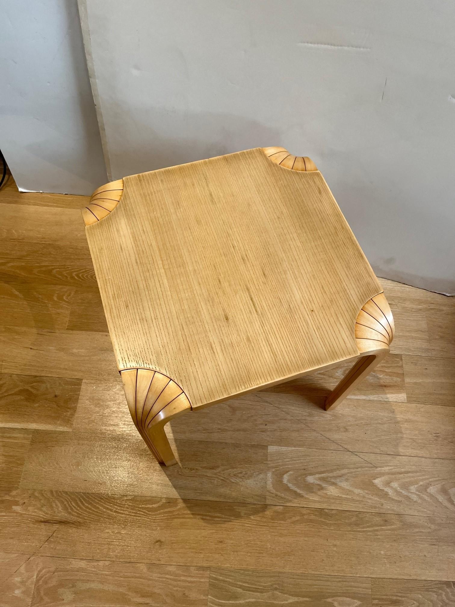 Vintage handmade fan shaped legs coffee table designed by Alvar Aalto
Made in Finland, can be used as a side table or end table, the table is in good vintage condition.