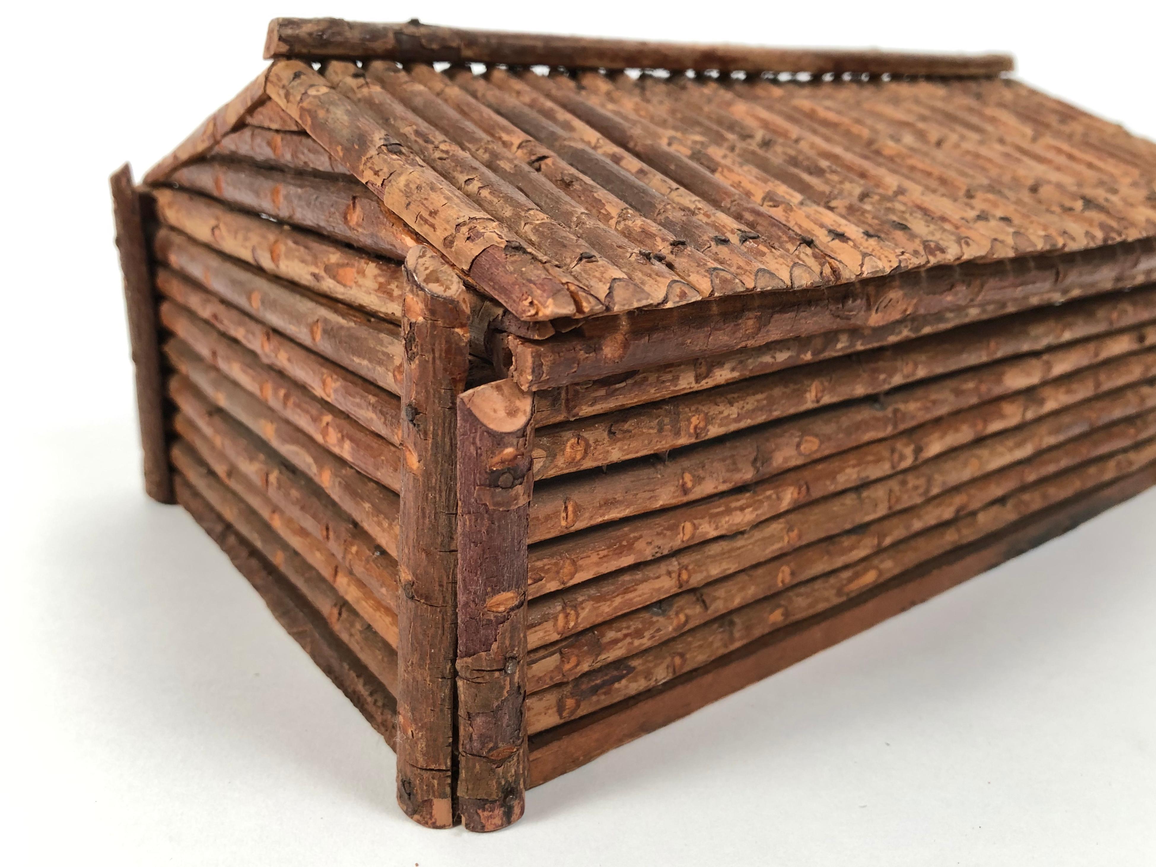 Early 20th Century Vintage Handmade Folk Art Log Cabin Box