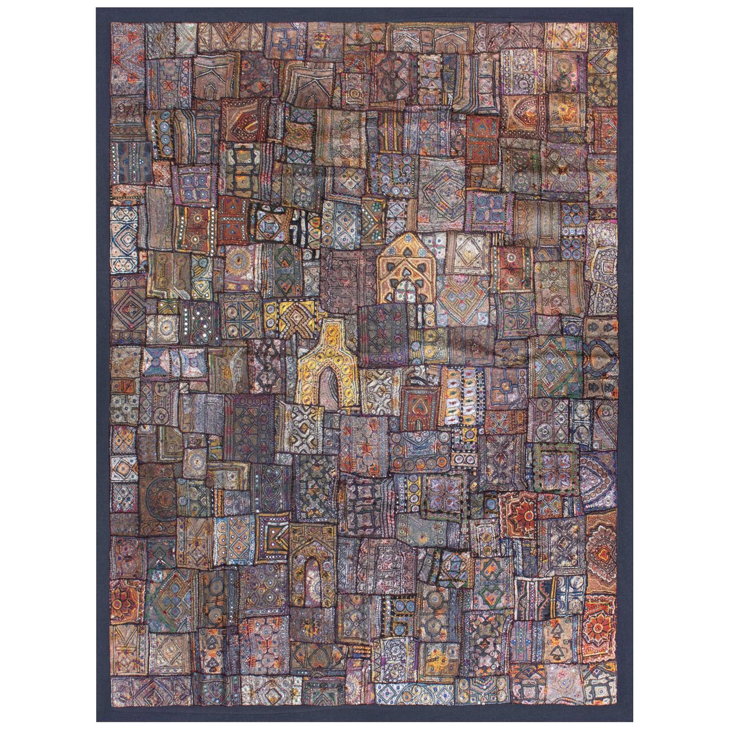 Vintage Hecho a Mano Gujarati Tribal Saree Espejo Patchwork & Textiles Tapiz