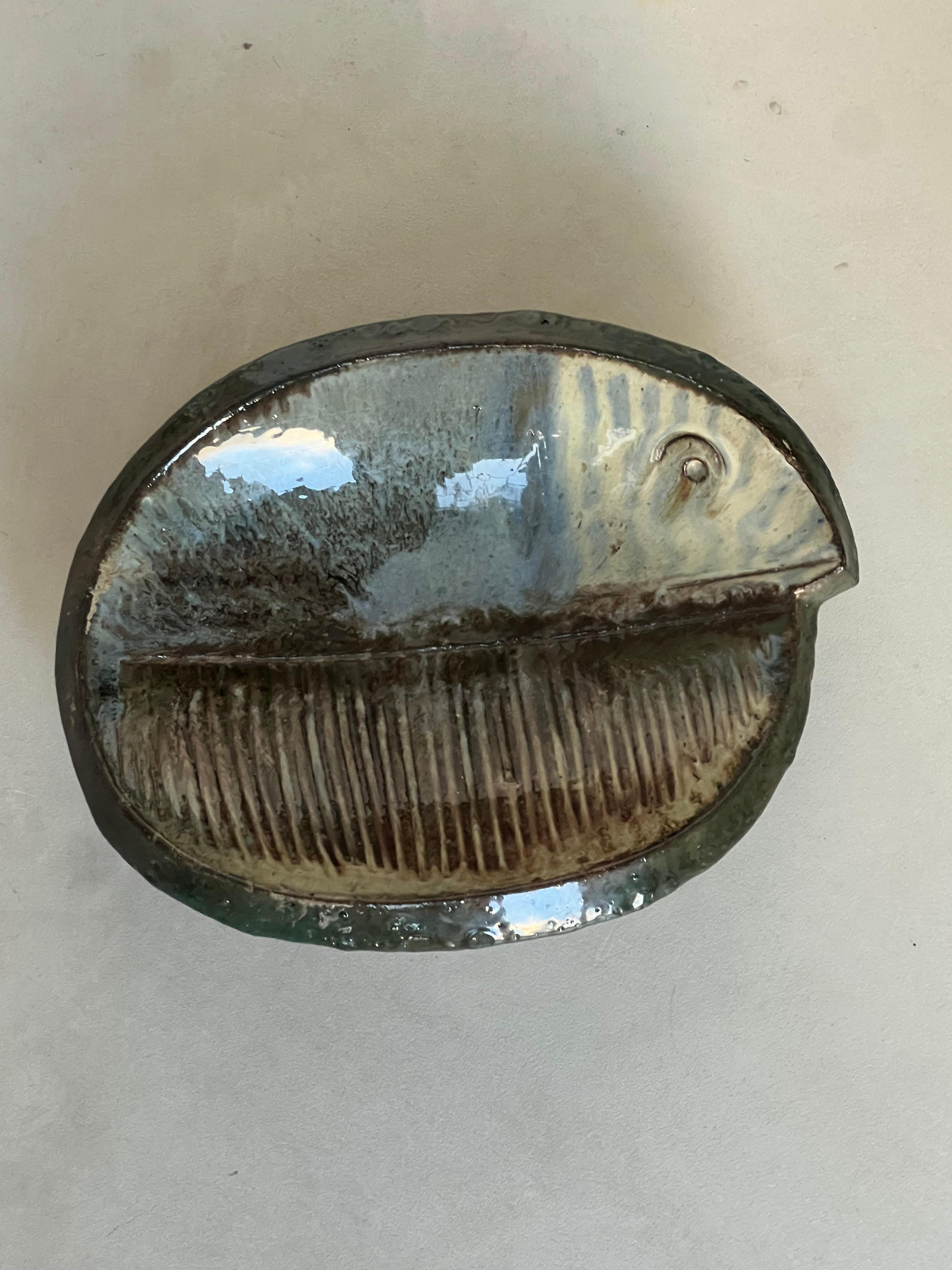 Dipinto a mano Vassoio in ceramica vintage, produzione italiana anni '60 in vendita