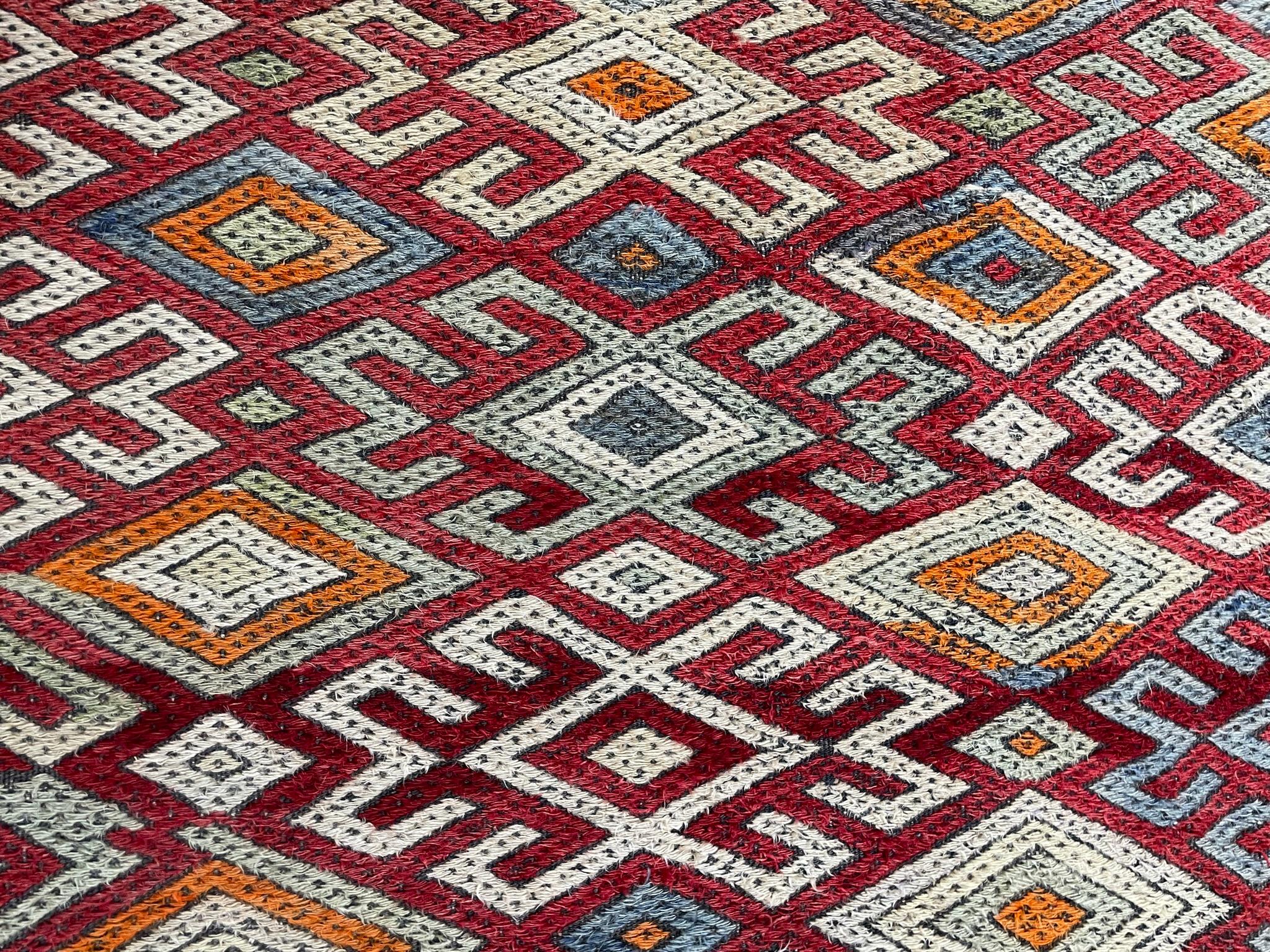 Vintage Moroccan Flat Weave/Kilim rug/runner, #17420, circa 1950s For Sale 2