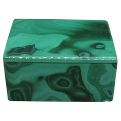 Caja de baratijas con tapa hecha a mano con piedra de malaquita natural Italia