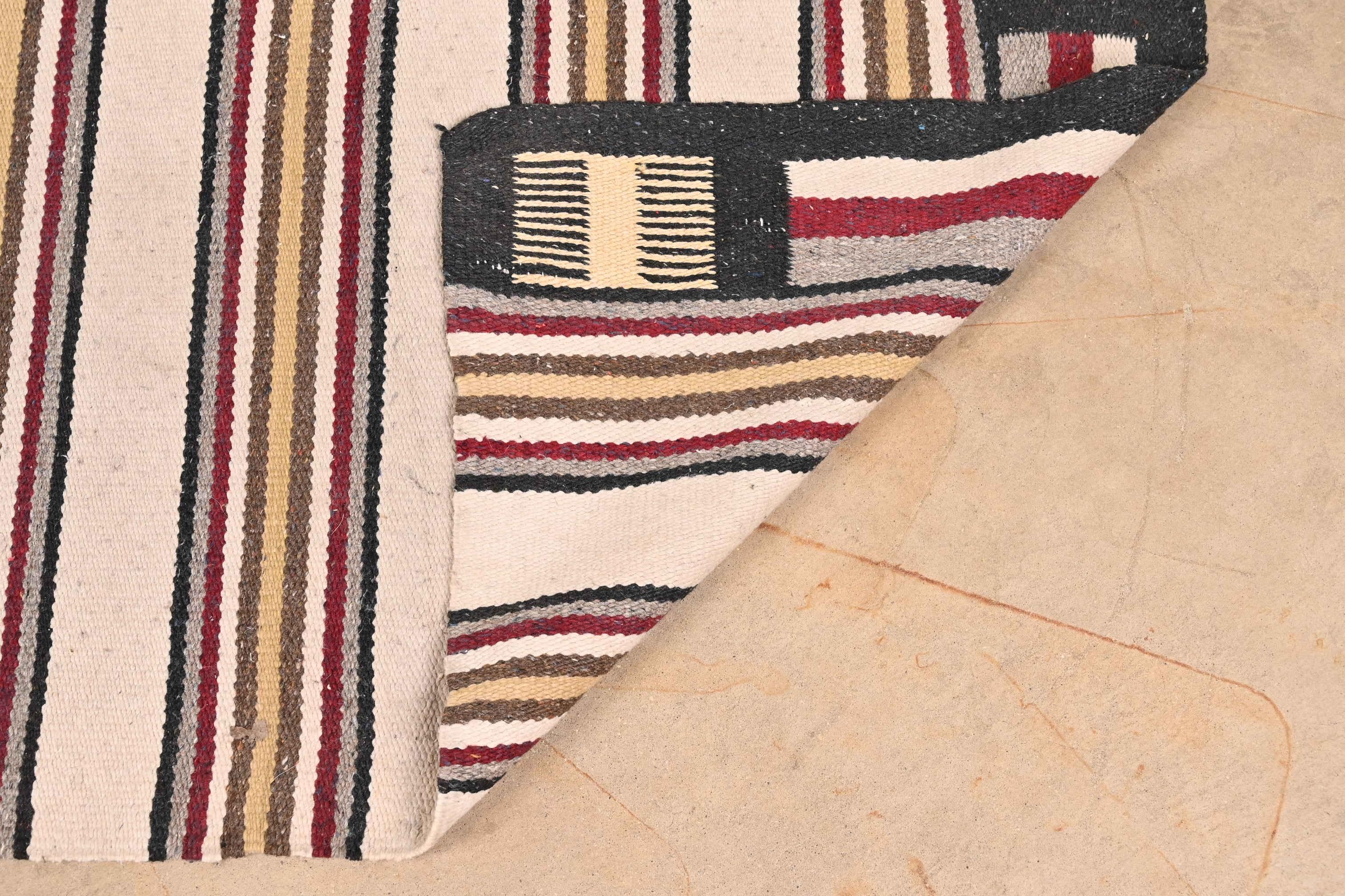 Vintage Handmade Navajo Flat Weave Rug, Mid-20th Century 6