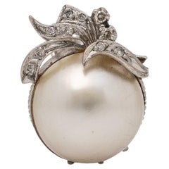 Vintage Handmade Palladium Art Deco 14mm Mabe Pearl and Diamond Cocktail Ring