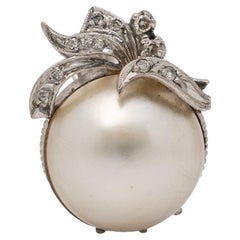 Anello cocktail d'epoca in palladio Art Deco 14 mm con perle Mabe e diamanti, realizzato a mano