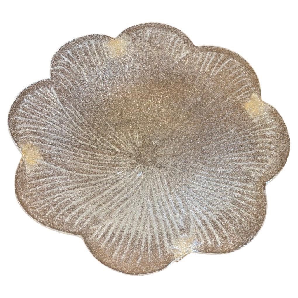 Cuenco centro de mesa de cristal de Murano esmerilado con interior fundido a mano vintage en venta