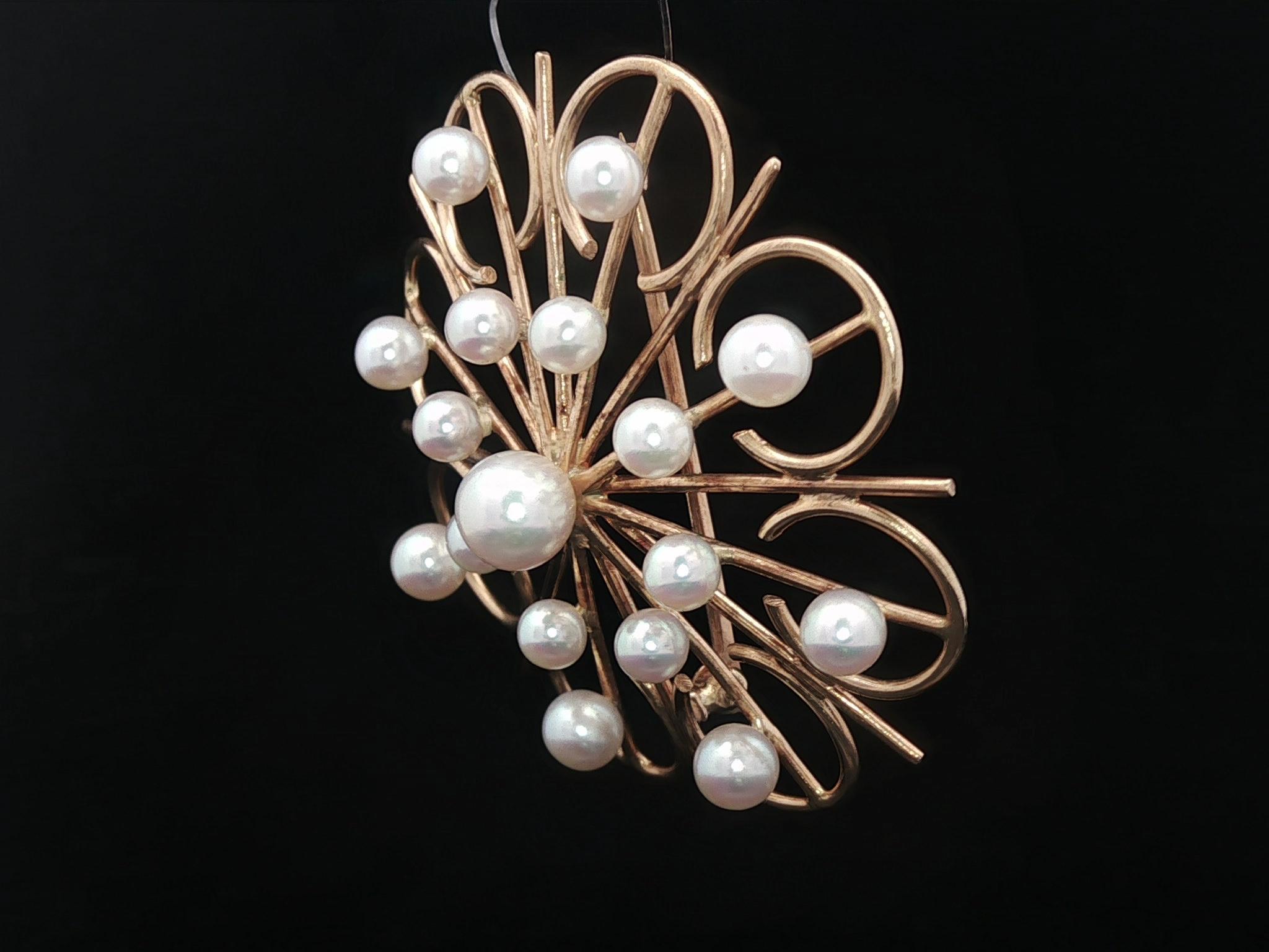 Vintage Handmade Solid Yellow Gold Pearl Open Wire Round Pin Brooch For Sale 1