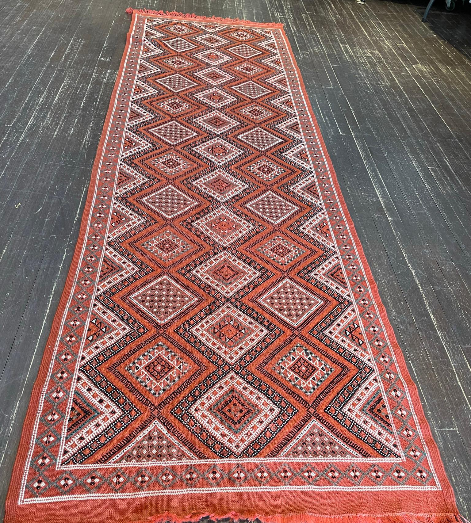 Vintage Handmade Tribal Moroccan Runner, c-1970 In Excellent Condition For Sale In Evanston, IL