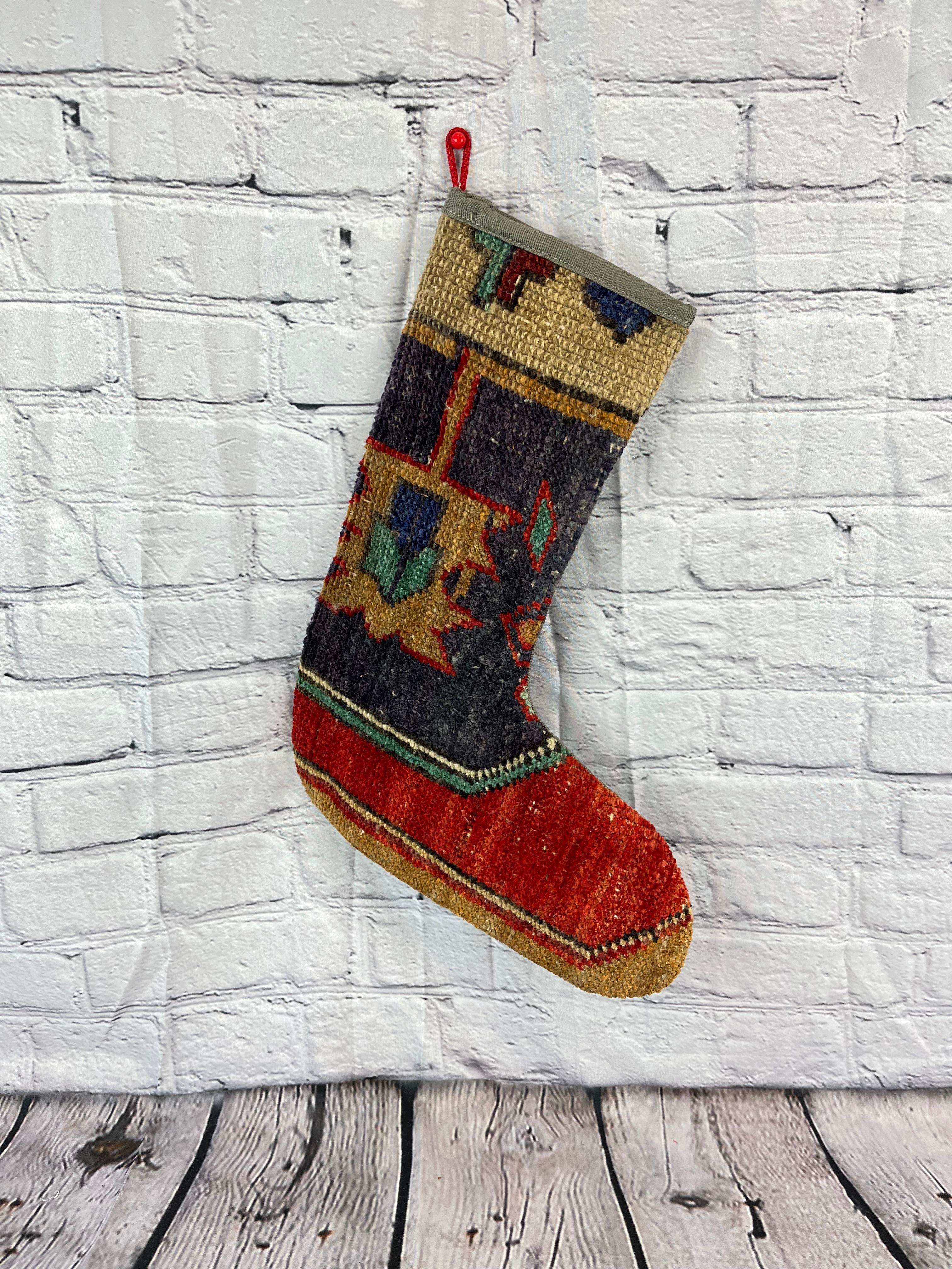 Handgefertigter türkischer Teppich, Weihnachts Stocking, Vintage im Angebot