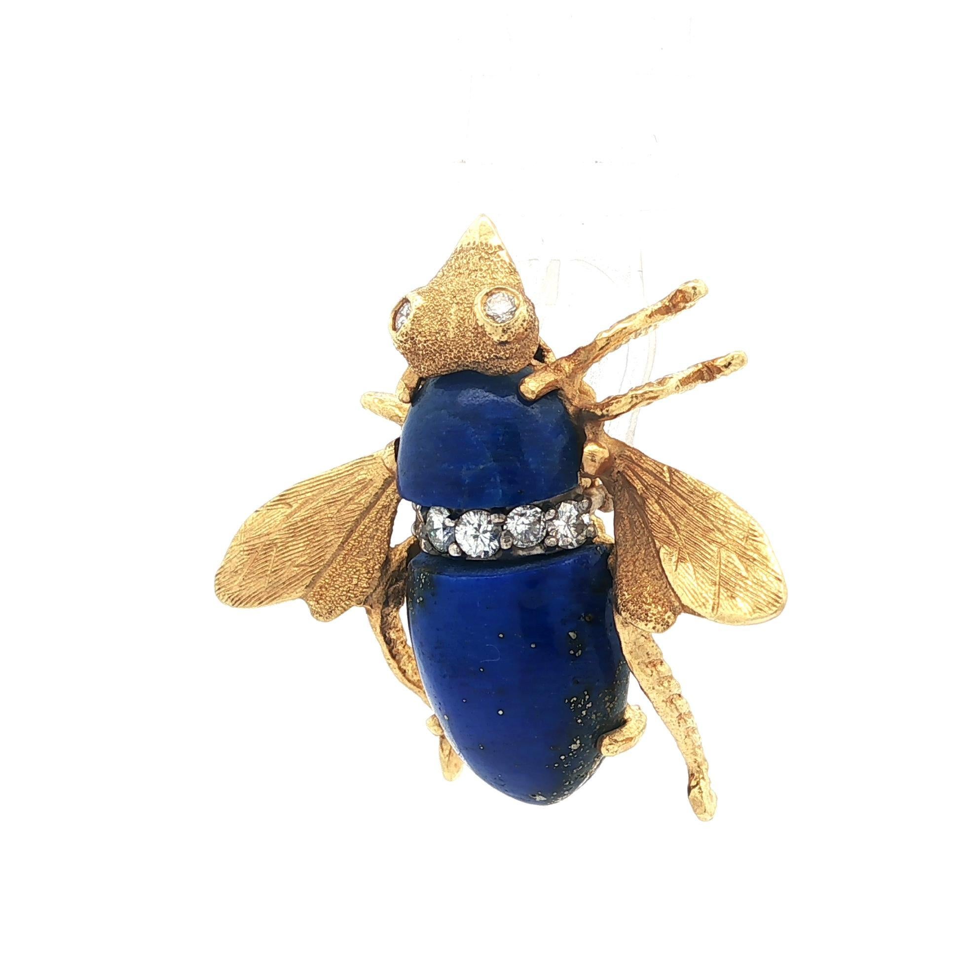 Vintage Handmade Gelbgold Blau Lapis Diamant Detaillierte Biene fliegen Pin Brosche im Zustand „Gut“ im Angebot in Montclair, NJ