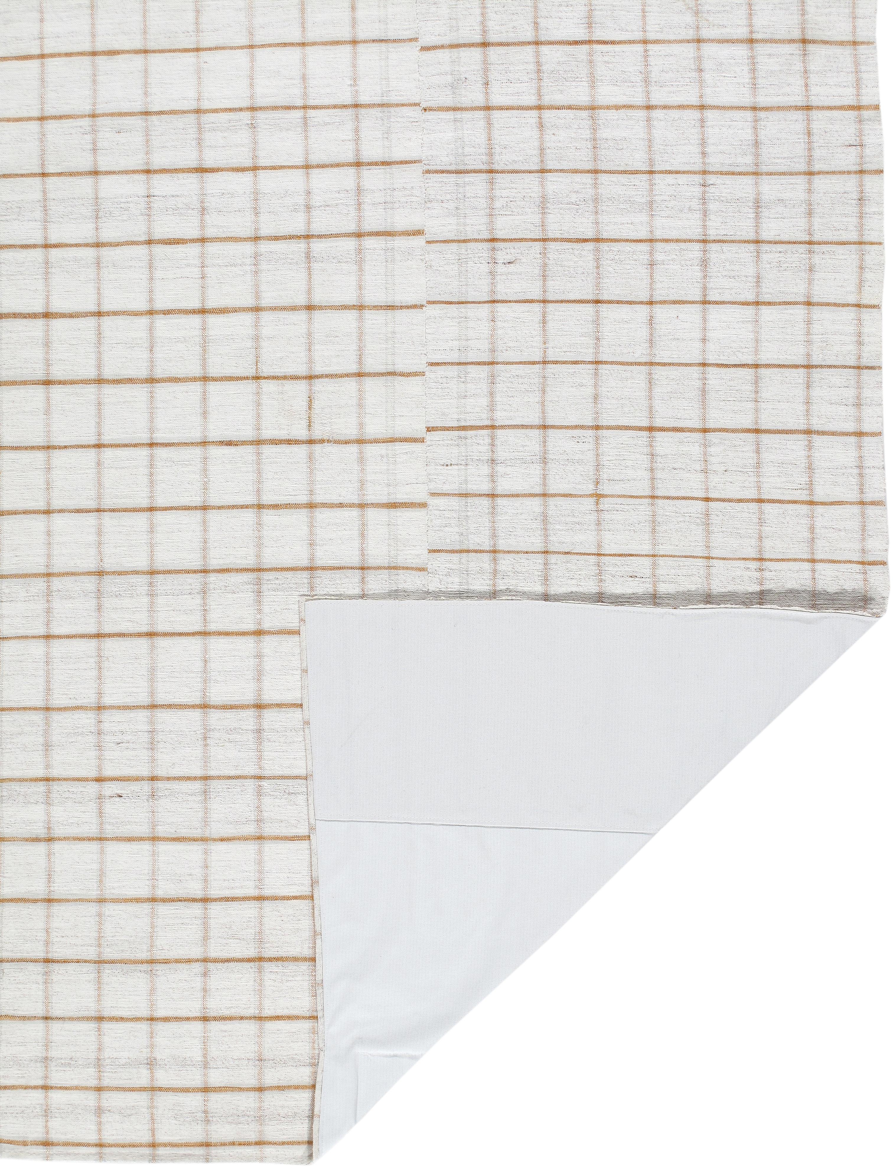 Vintage Handwoven Flatweave Kilim Rug For Sale 3