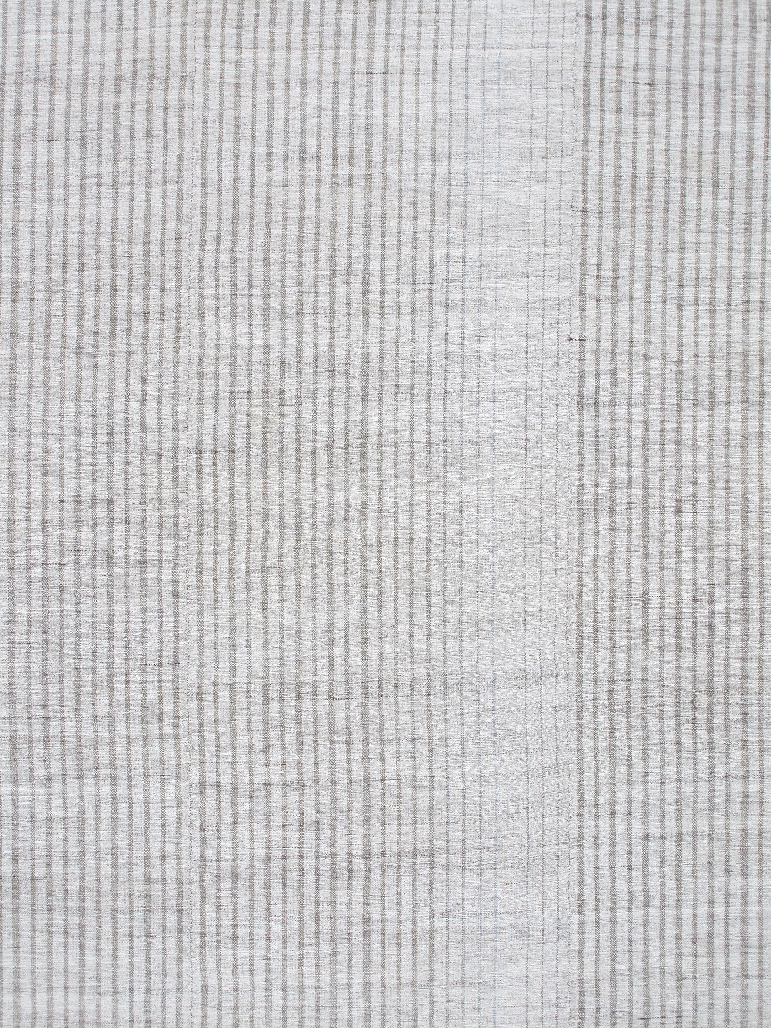 Vintage Handwoven Flatweave Kilim Rug For Sale 2