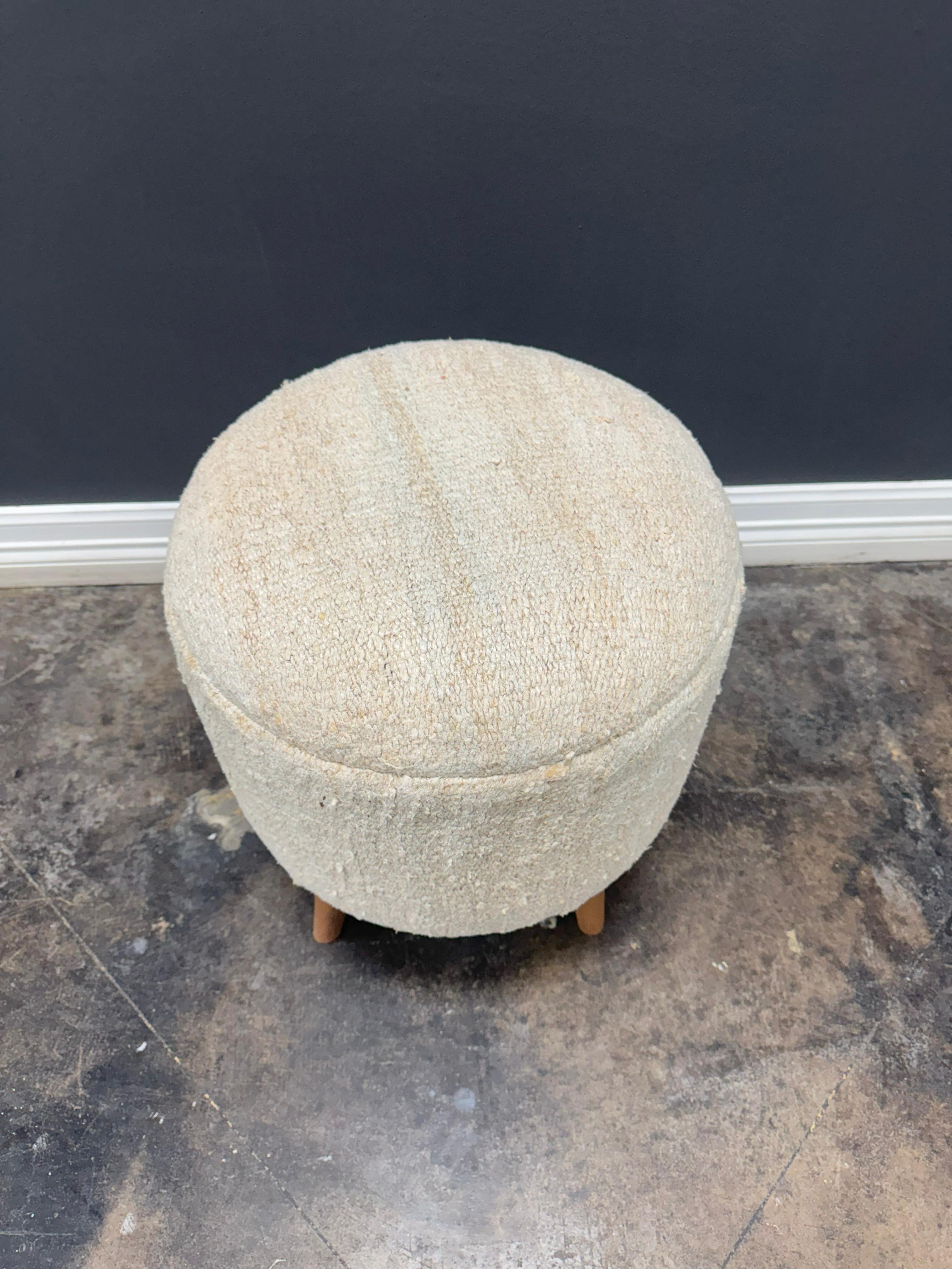 Tessuto a mano Pouf in canapa intrecciata a mano vintage Beige e verde acqua 1960s in vendita