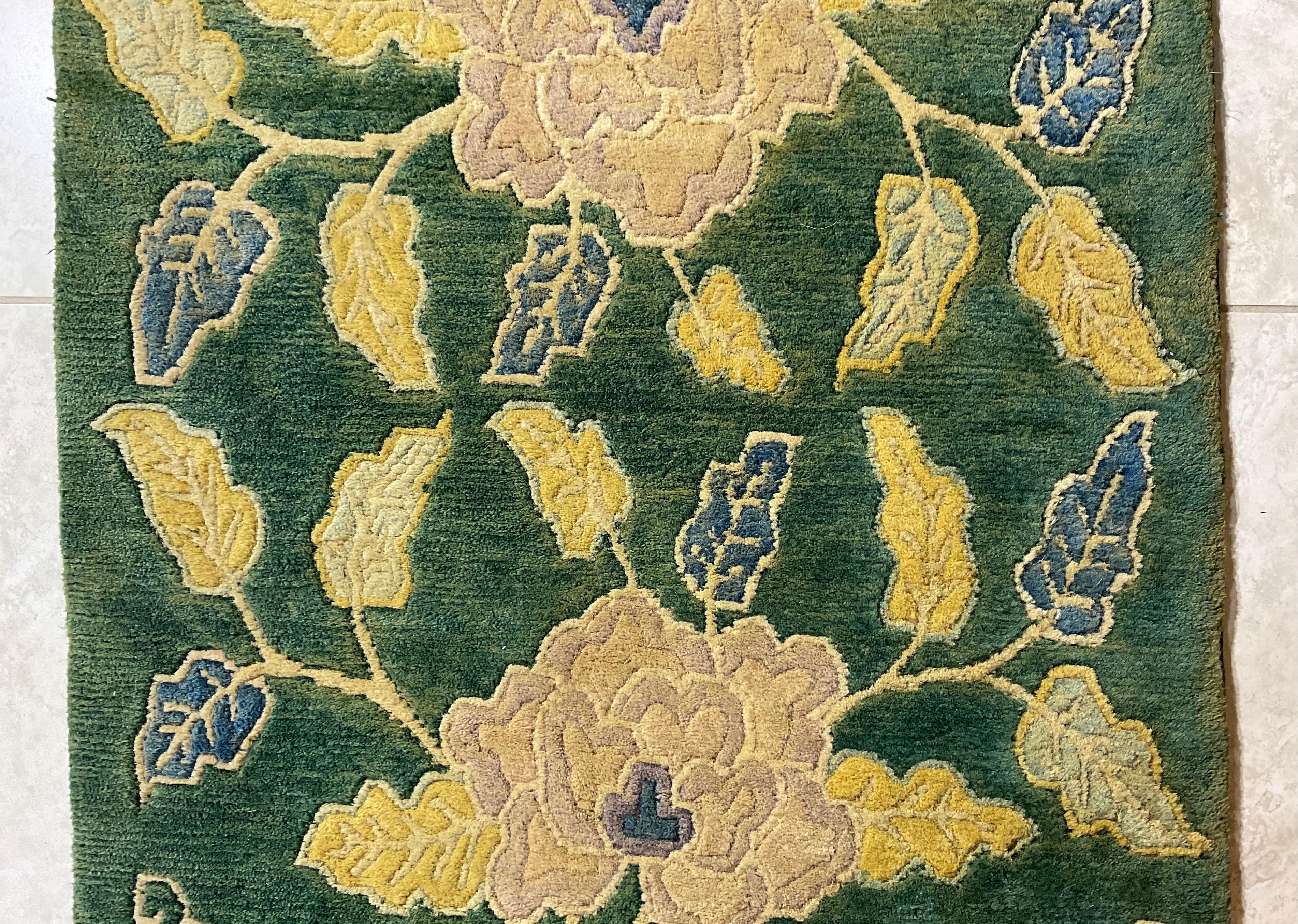 Alfombra nepalí vintage tejida a mano Nepalés en venta