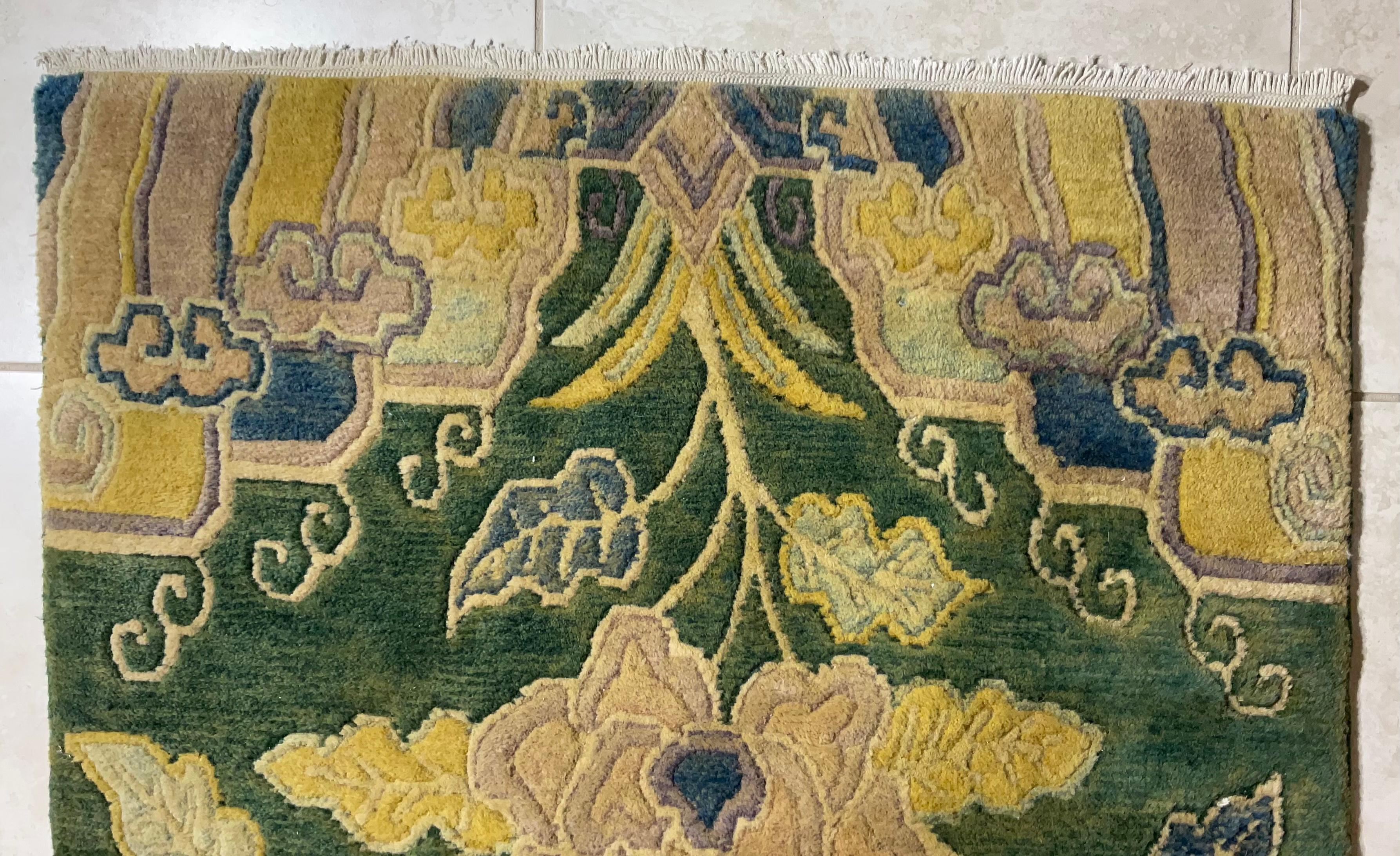 Handgewebter Nepalesischer Vintage-Teppich (Wolle) im Angebot
