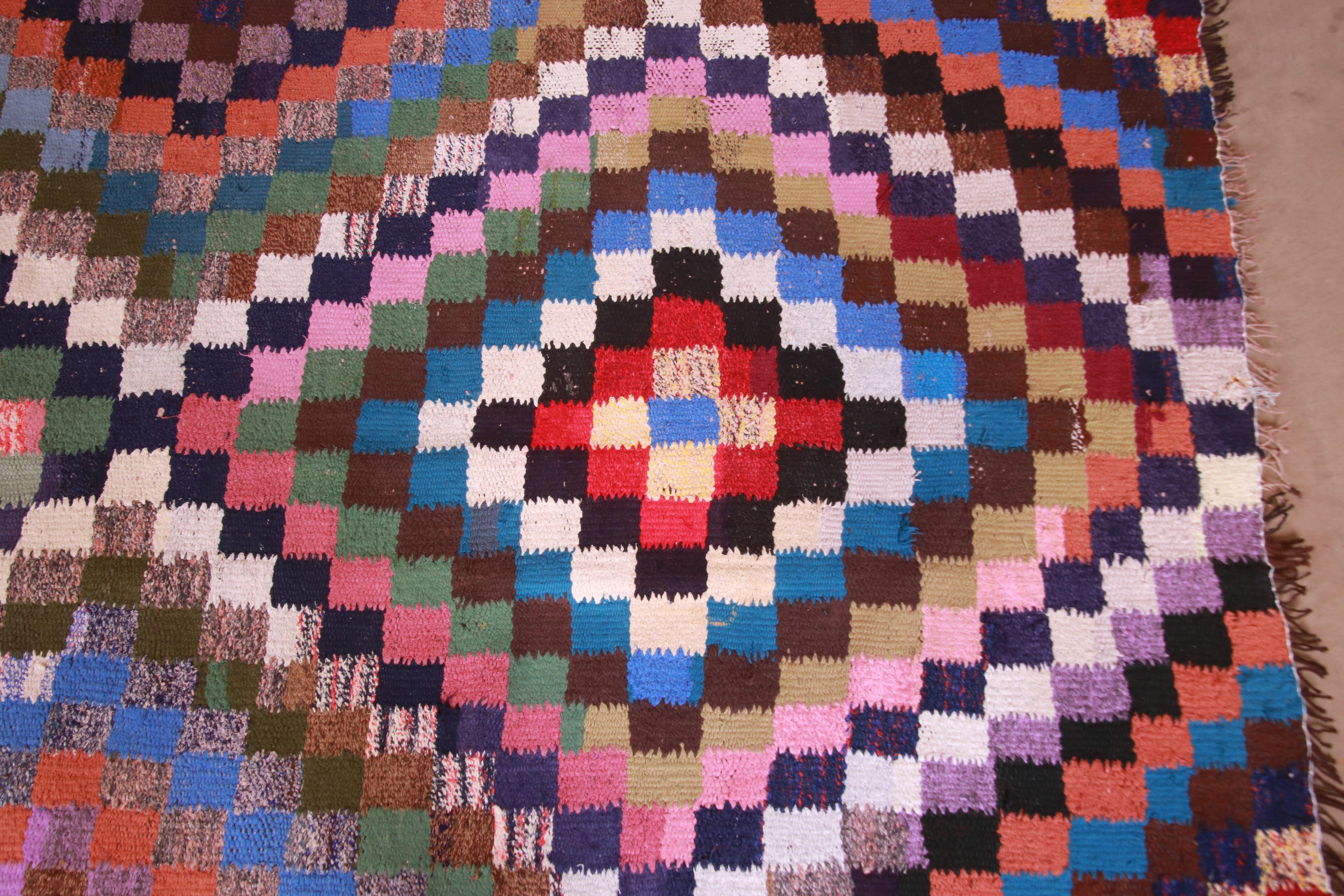 Vintage Handwoven Persian Kilim Rug with Vibrant Colors 1