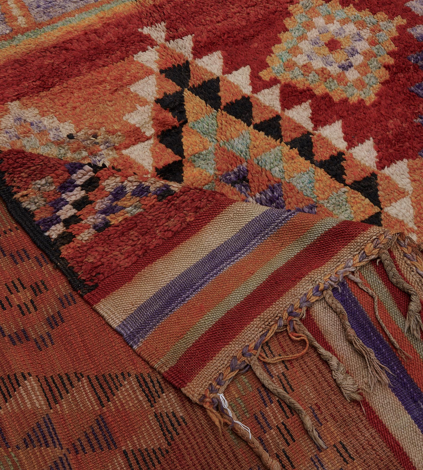 Vintage Handwoven Wool Moroccan Rug For Sale 5