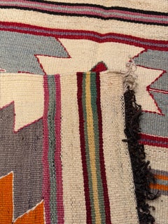 Vintage Rug & Kilim tessuto a mano in lana dell'Anatolia centrale Tappeto turco semi antico