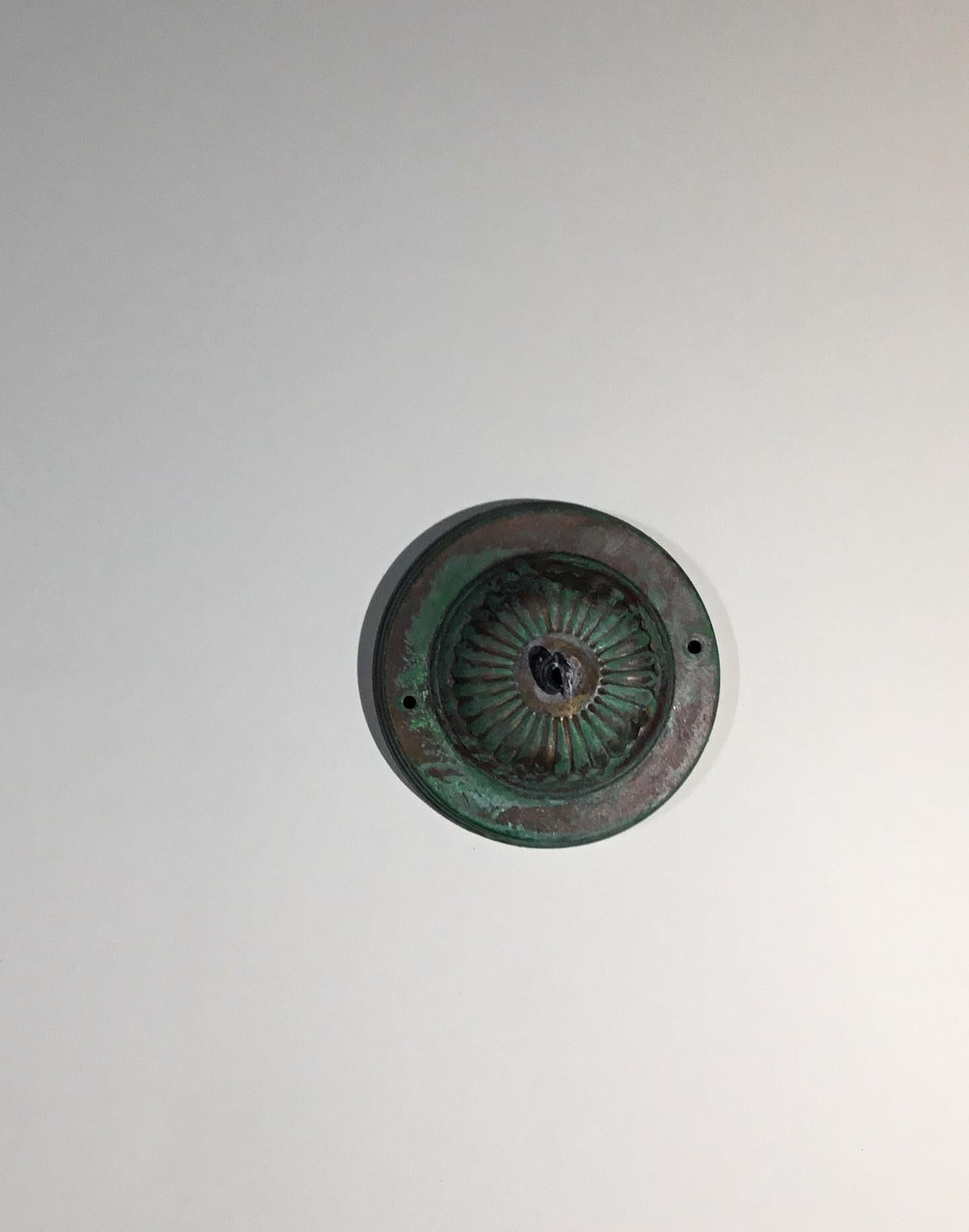 Vintage Hanging Brass Lantern In Good Condition In Delray Beach, FL