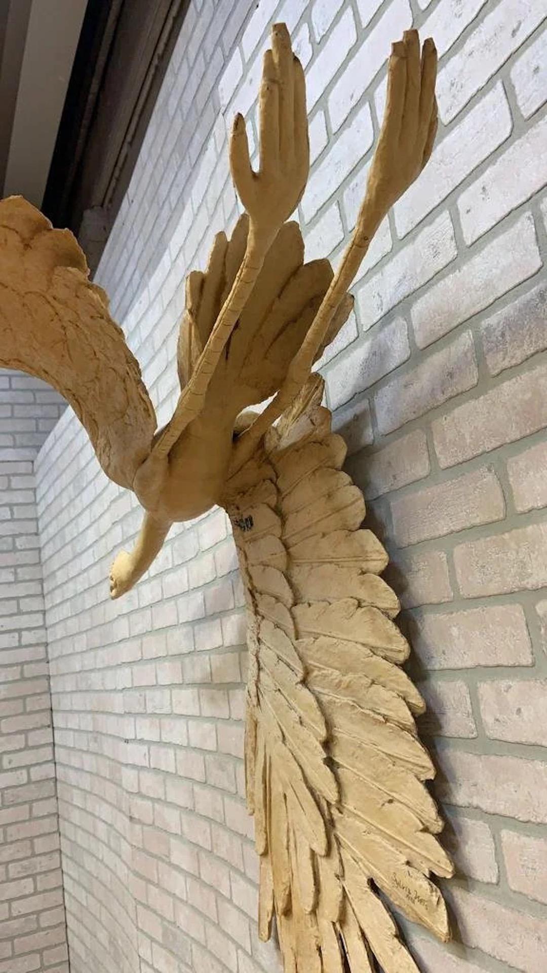 Scultura vintage di cigno volante appeso firmata da Sylvia Weis in vendita 3