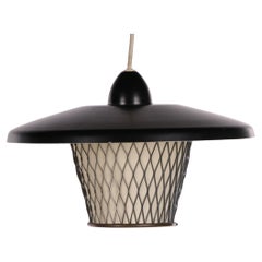 Lampe suspendue vintage provenant de Scandinavie, fabriquée dans les années 1960