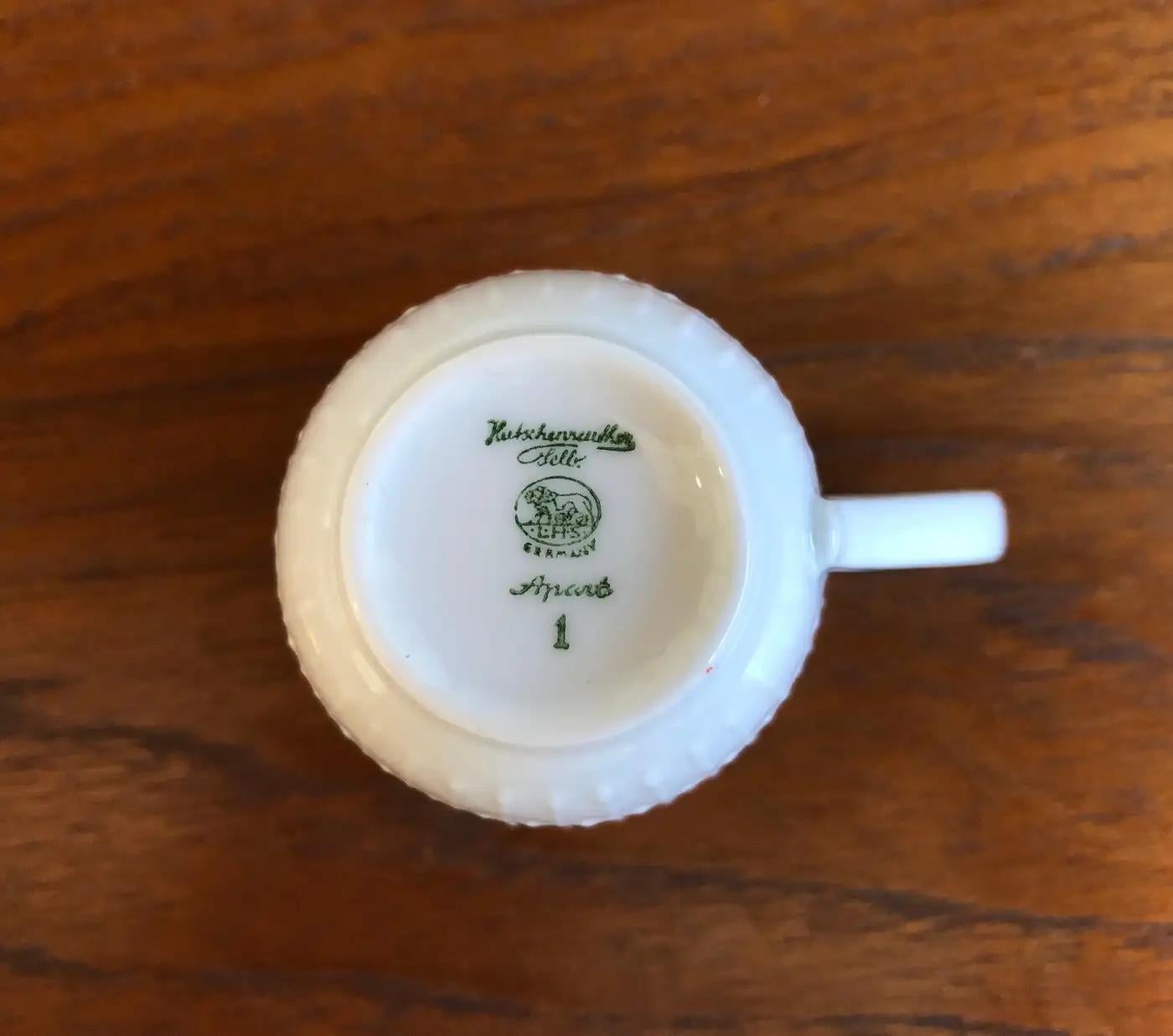 Vintage Hans Achtziger para Hutschenreuther Selb Juego de café Demitasse mediados del siglo XX en venta