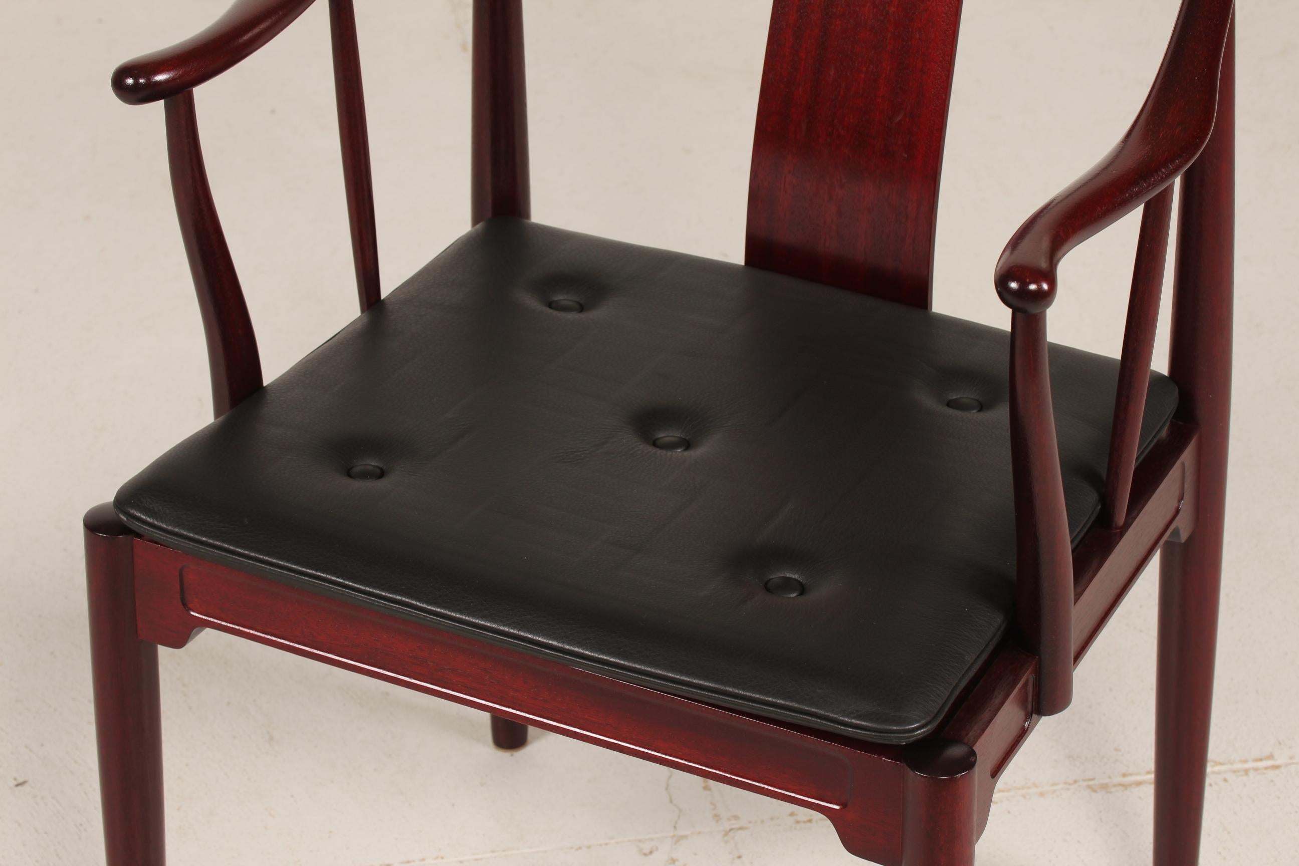 Mid-Century Modern Vintage Hans J. Wegner Mahogany China Chair FH 4283 with Black Leather Cushion
