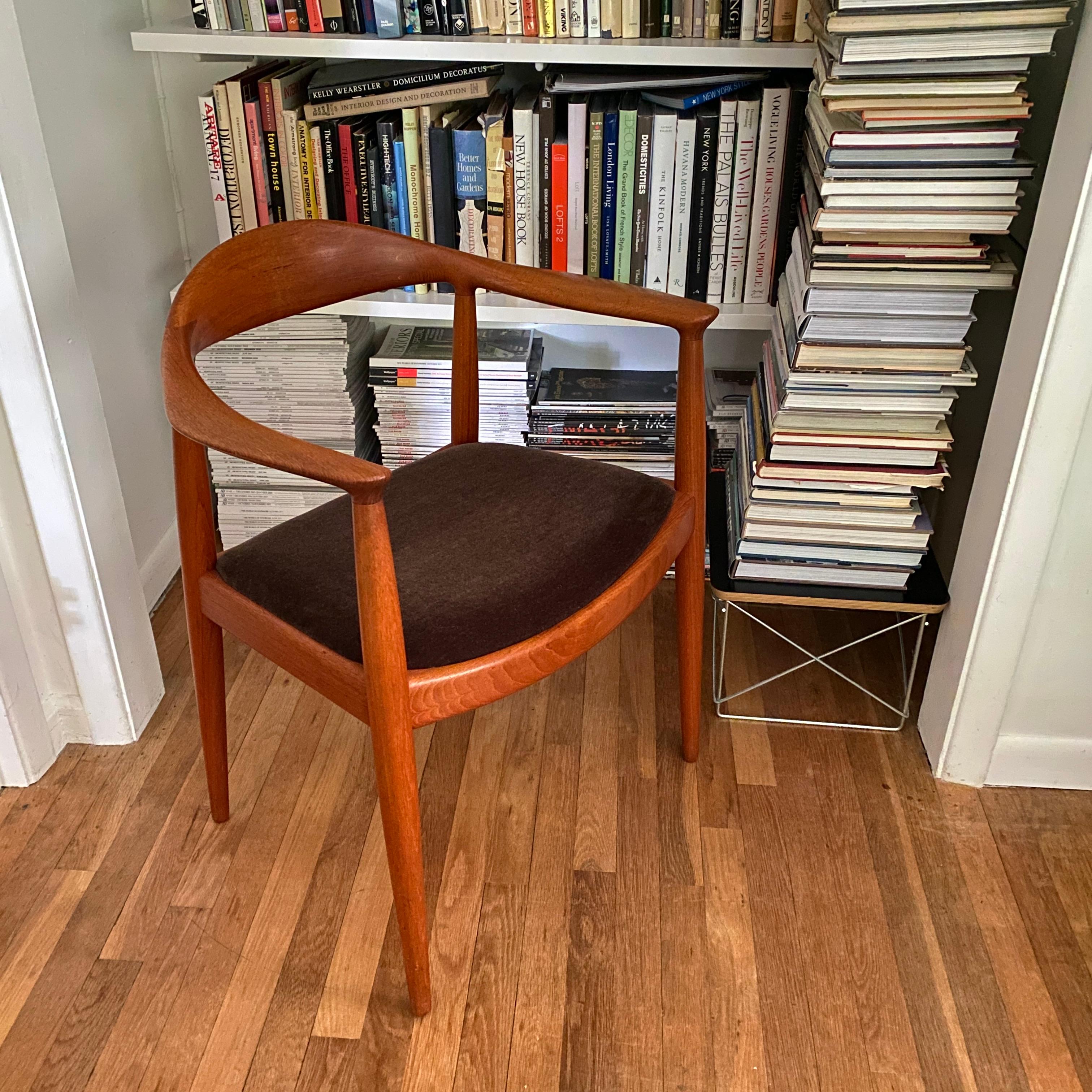 Vintage-Stuhl von Hans Wegner für Johannes Hansen, hergestellt in Dänemark (Skandinavische Moderne) im Angebot