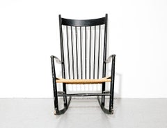 Vieux fauteuil à bascule Hans Wegner