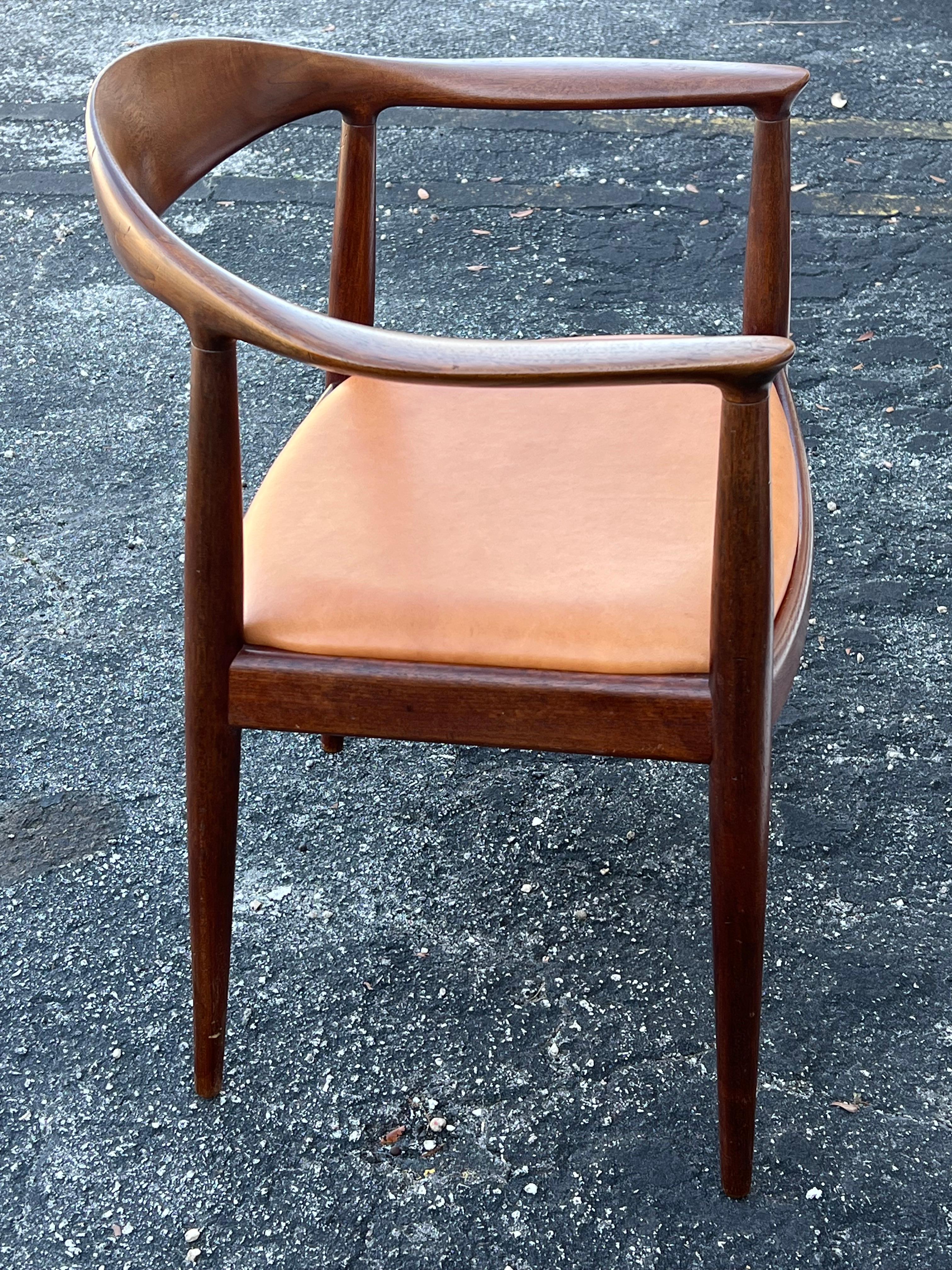 Mid-Century Modern Vintage Hans Wegner 