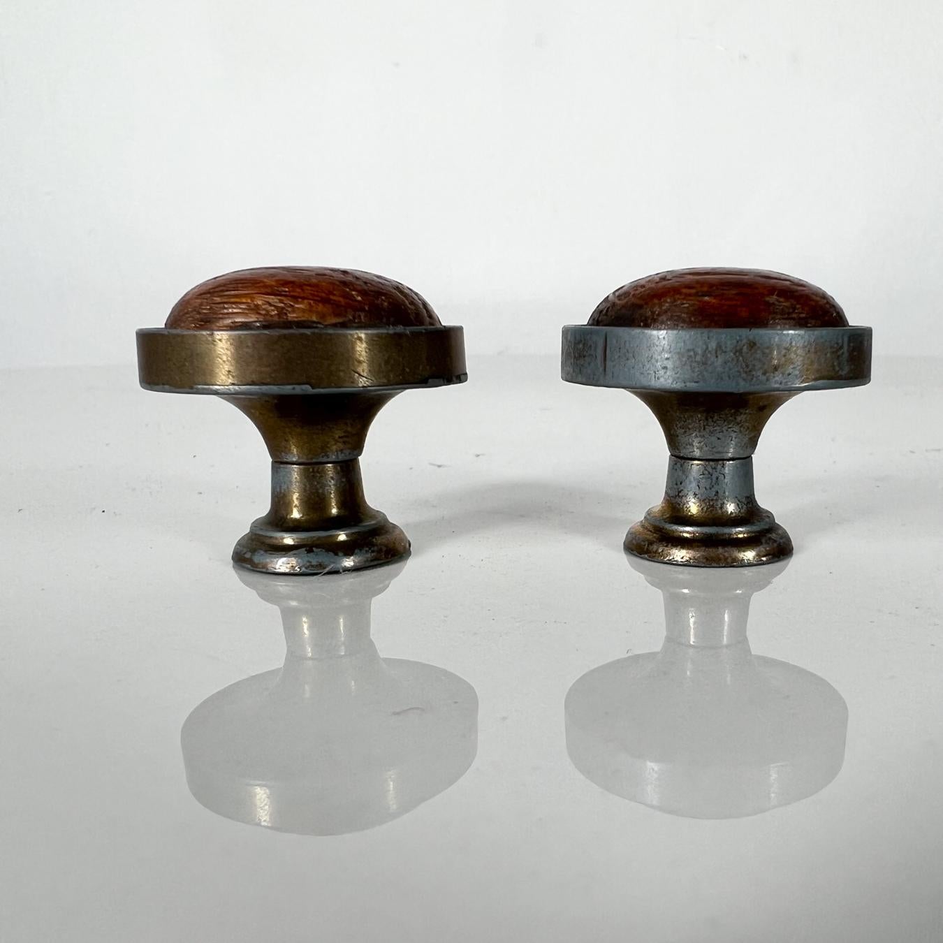 Vintage Hardware Drawer Pulls Brass Knobs with Wood Insert Set of 2 Canada In Good Condition For Sale In Chula Vista, CA
