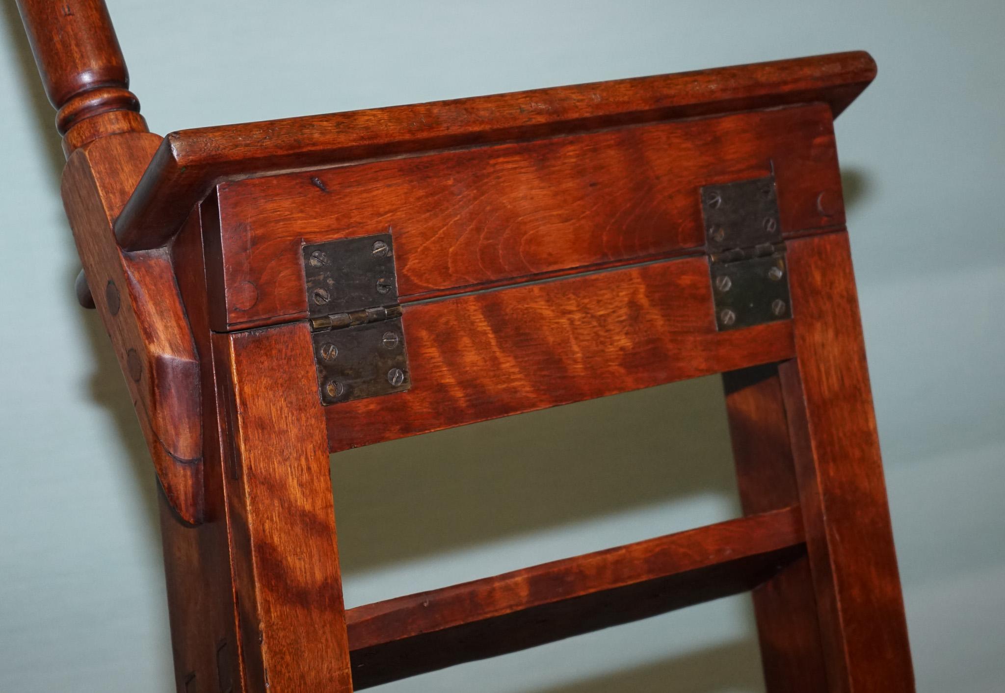 VINTAGE HARDWOOD LIBRARY LADDER FOLDING STEP STOOL WiTH TURNED POLE HANDLE For Sale 5
