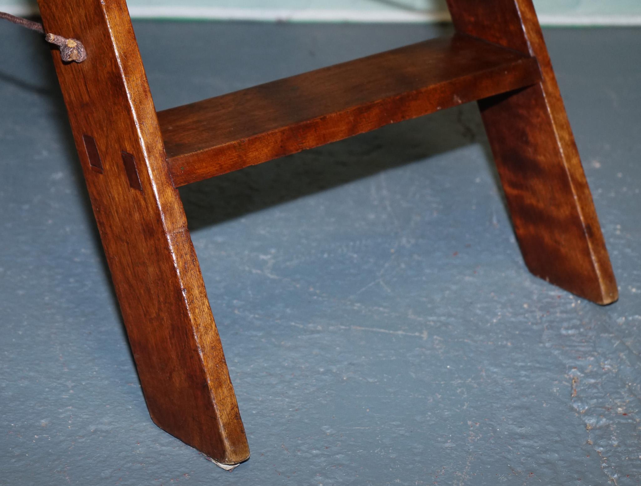 British VINTAGE HARDWOOD LIBRARY LADDER FOLDING STEP STOOL WiTH TURNED POLE HANDLE For Sale