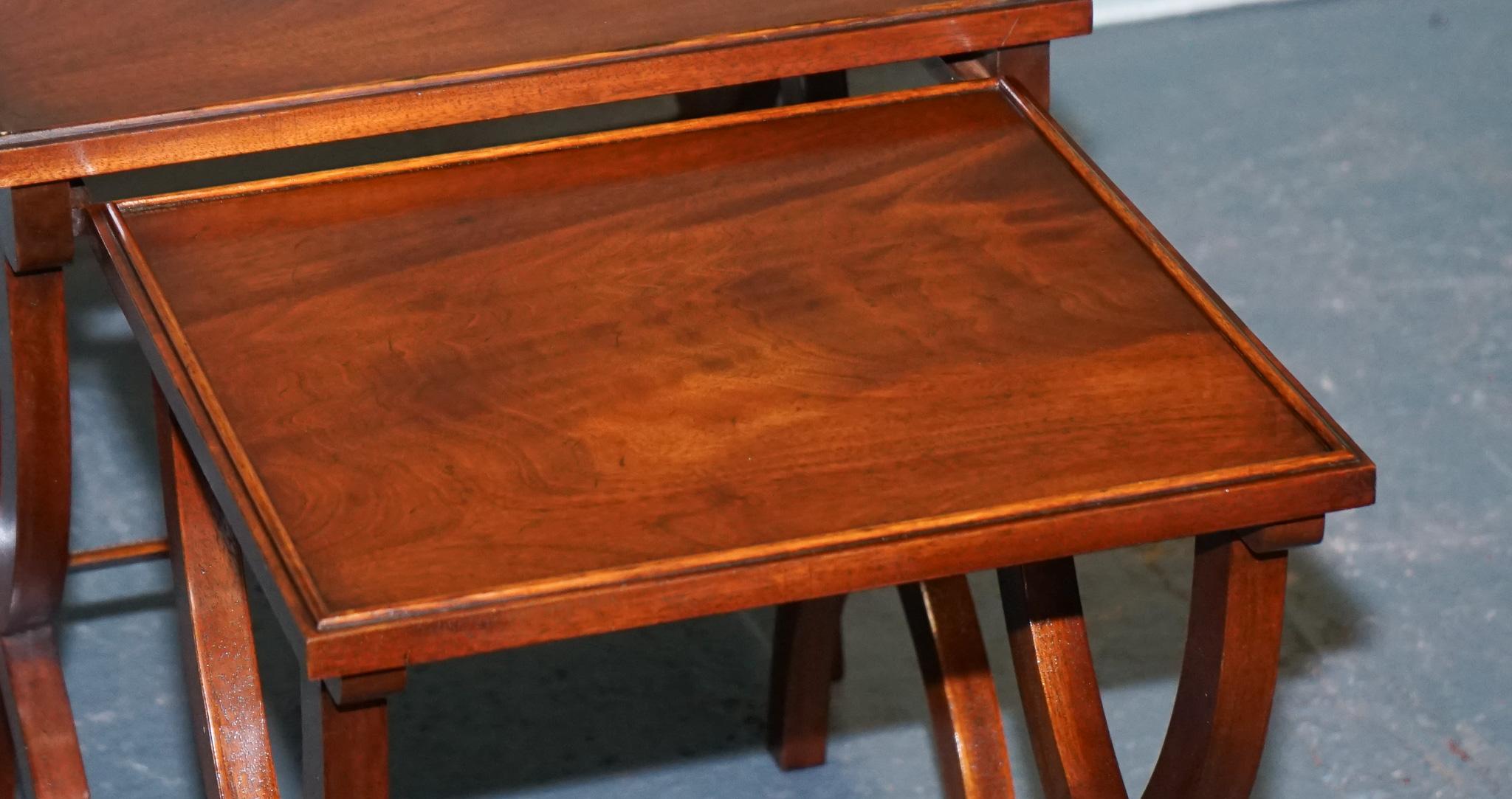 VINTAGE HARDWOOD NEST OF TABLES WiTH LYRE FORM LEGS im Angebot 6
