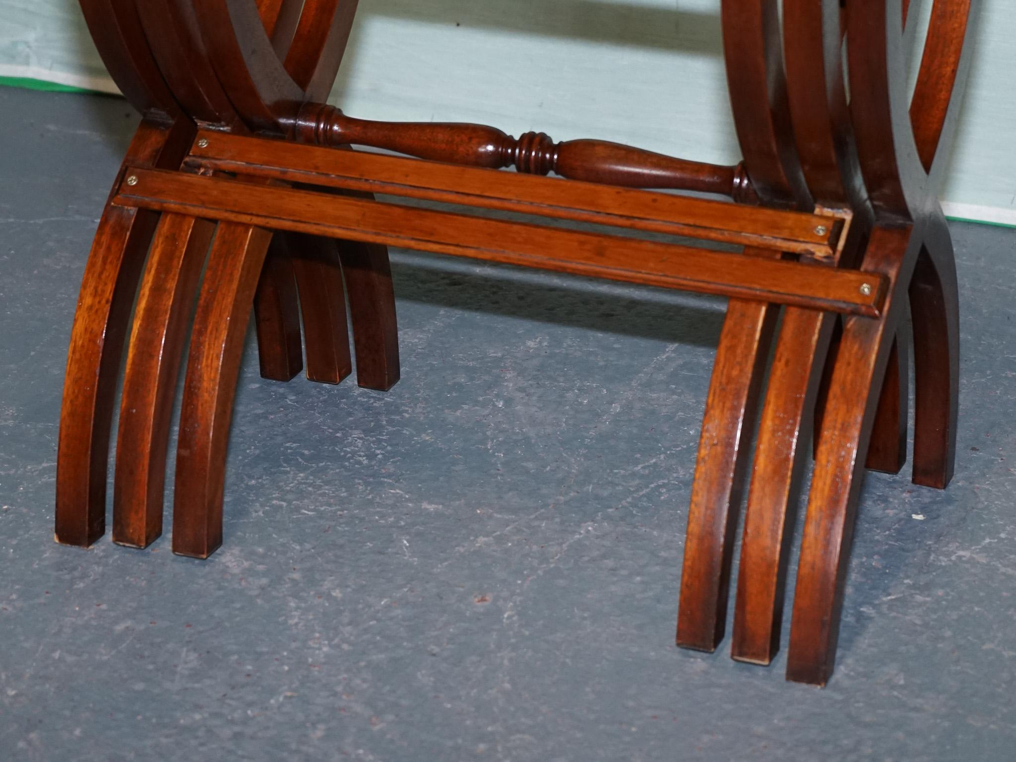 VINTAGE HARDWOOD NEST OF TABLES WiTH LYRE FORM LEGS im Angebot 2