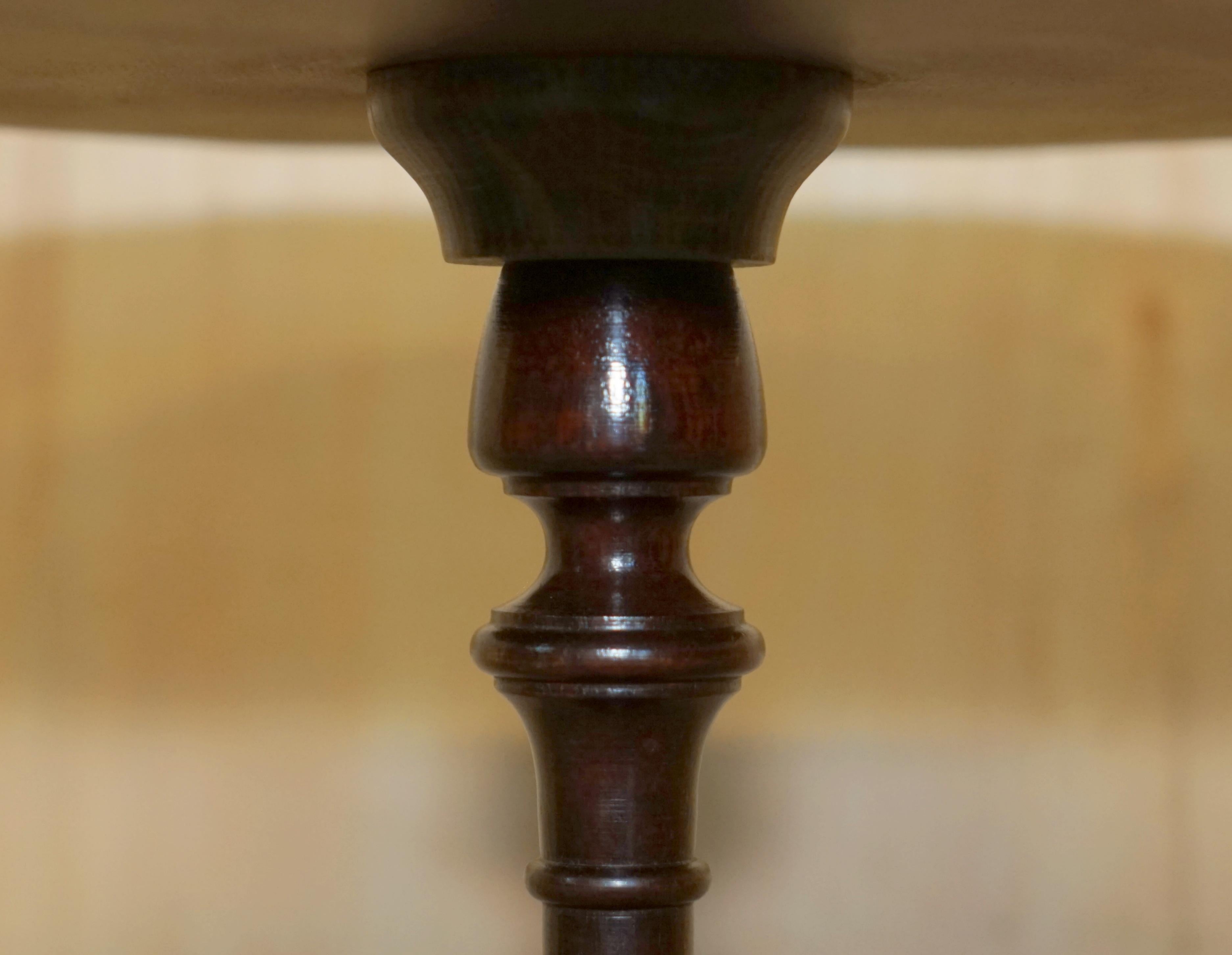 Victorian Vintage Hardwood Octagonal Brown Leather Tripod Side End Lamp Wine Table For Sale