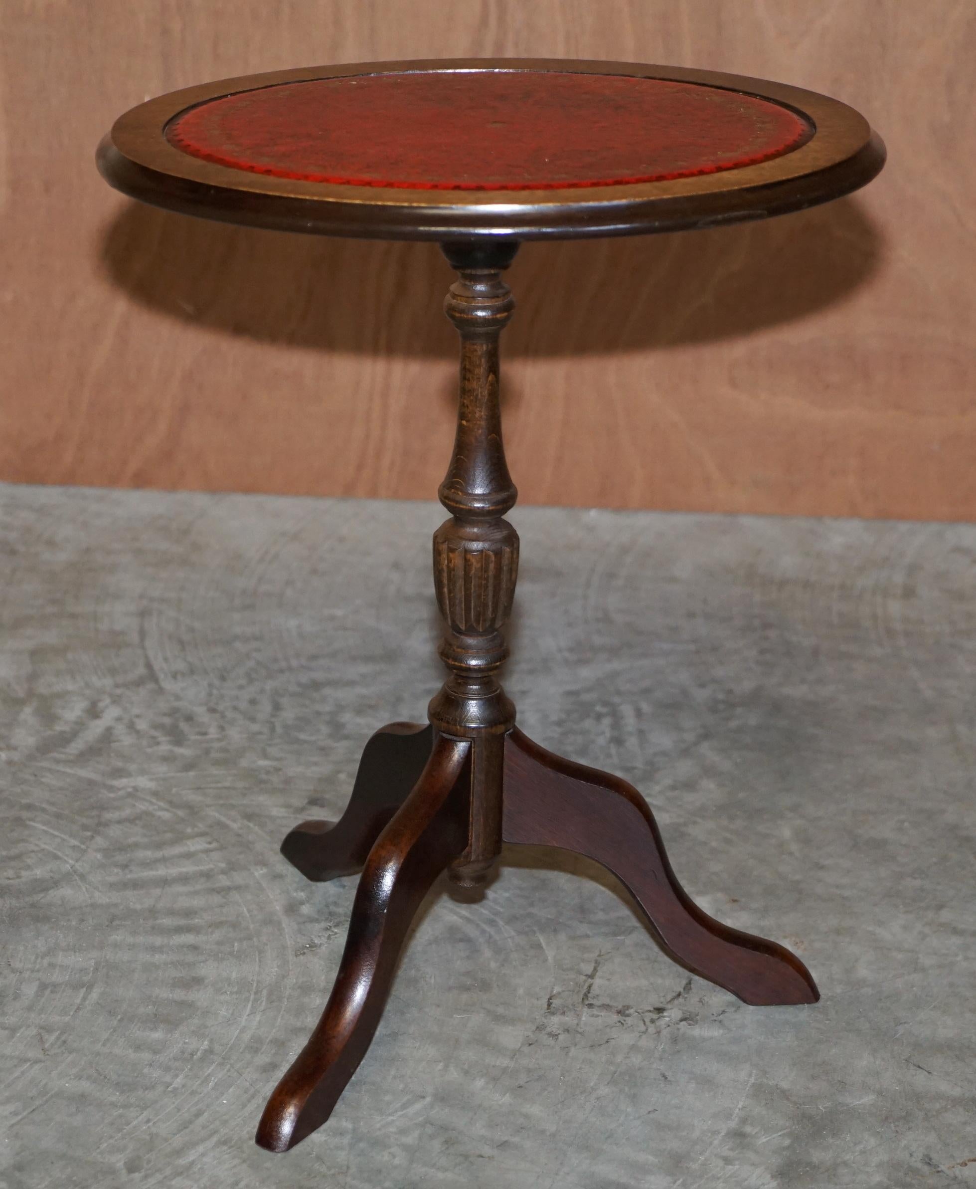 Vintage Hardwood Oxblood Tripod Side End Lamp Wine Table Hand Made in England For Sale 4