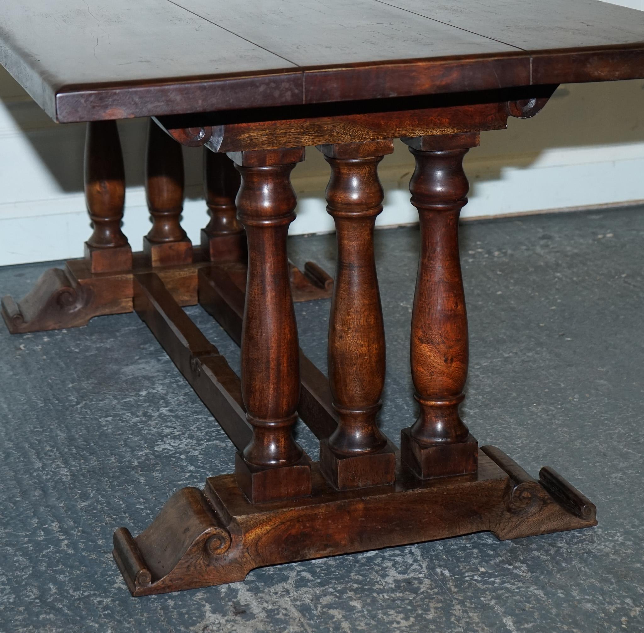 VINTAGE HARDWOOD RECTANGULAR DINiNG TABLE  185CM For Sale 3