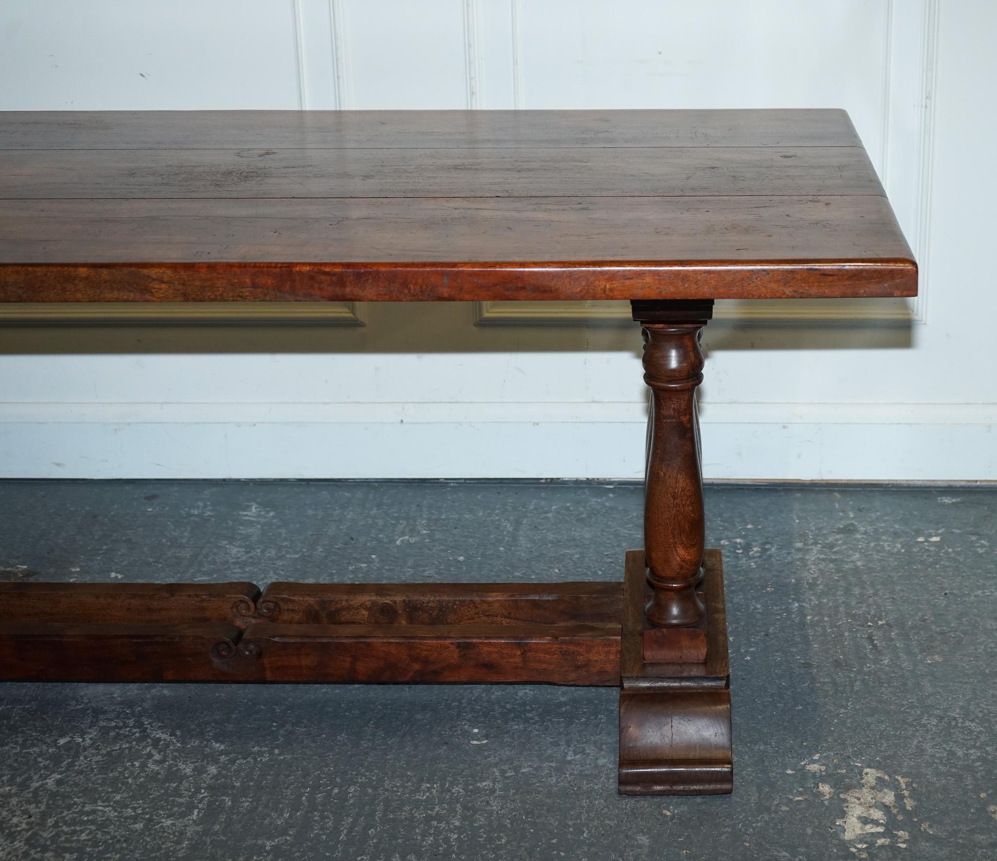 VINTAGE HARDWOOD RECTANGULAR DINiNG TABLE  185CM For Sale 6